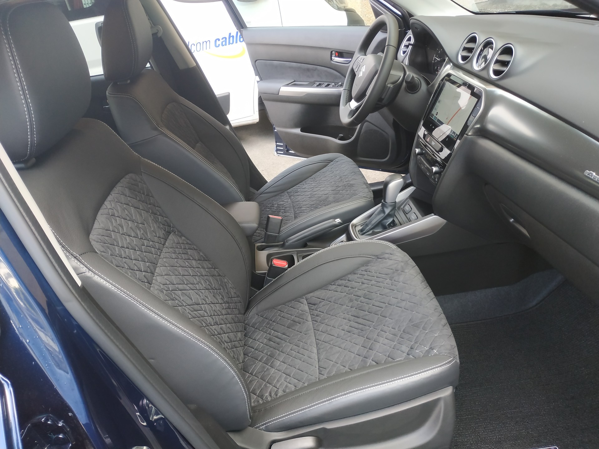 SUZUKI Vitara 1.4 Boosterjet Compact Top 4x4 Hybrid Automatic-image-14