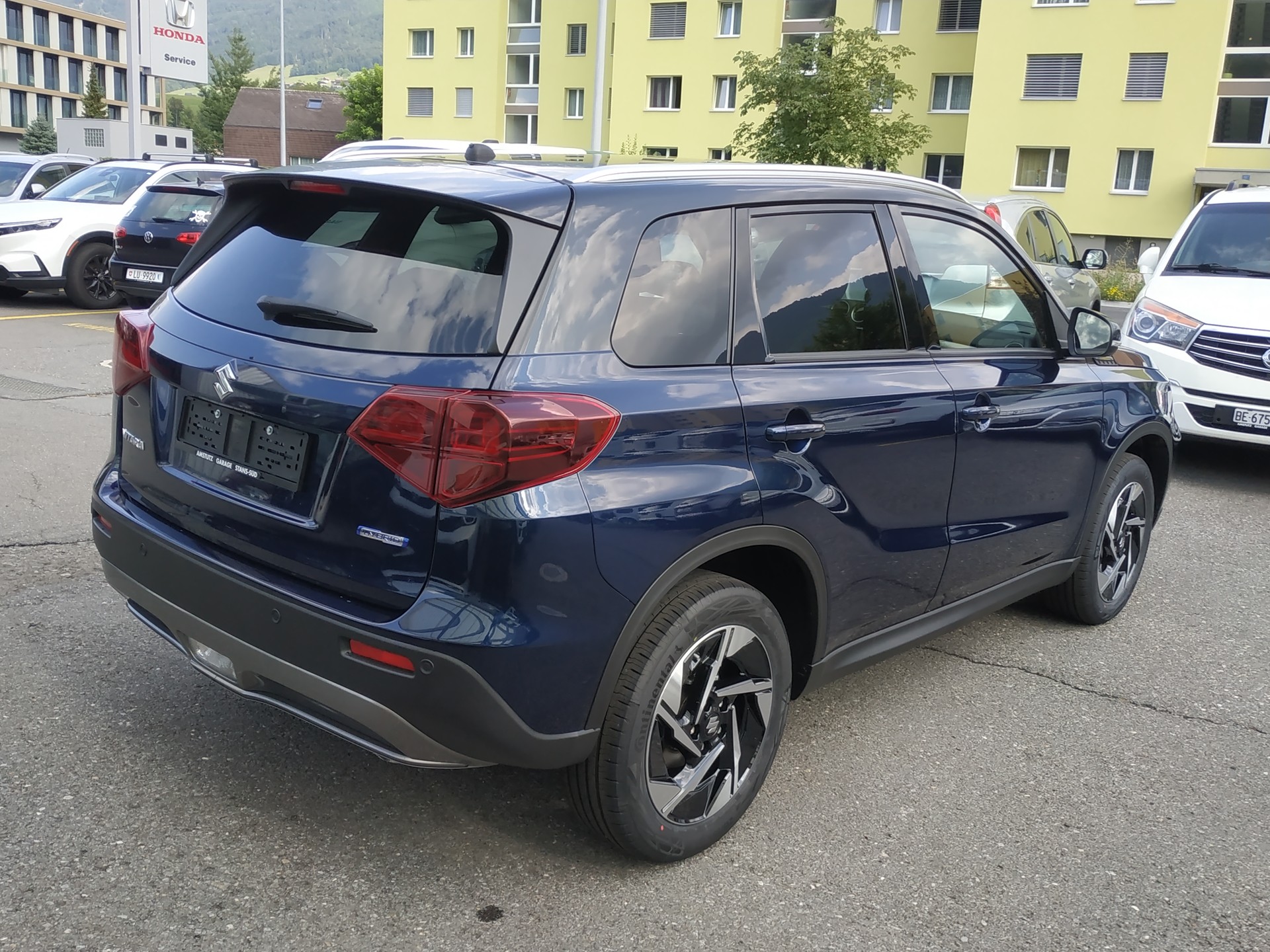 SUZUKI Vitara 1.4 Boosterjet Compact Top 4x4 Hybrid Automatic-image-6