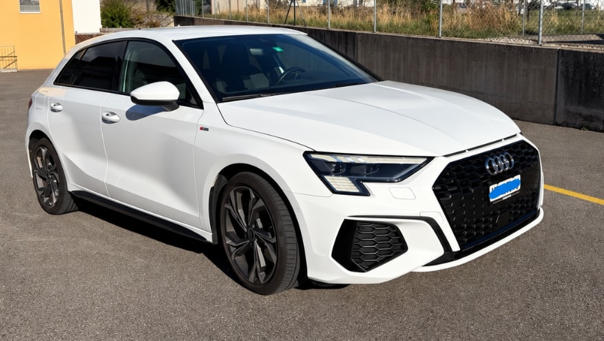 AUDI 1.5 35 TFSI S Line Attraction S-Tronic-image-1