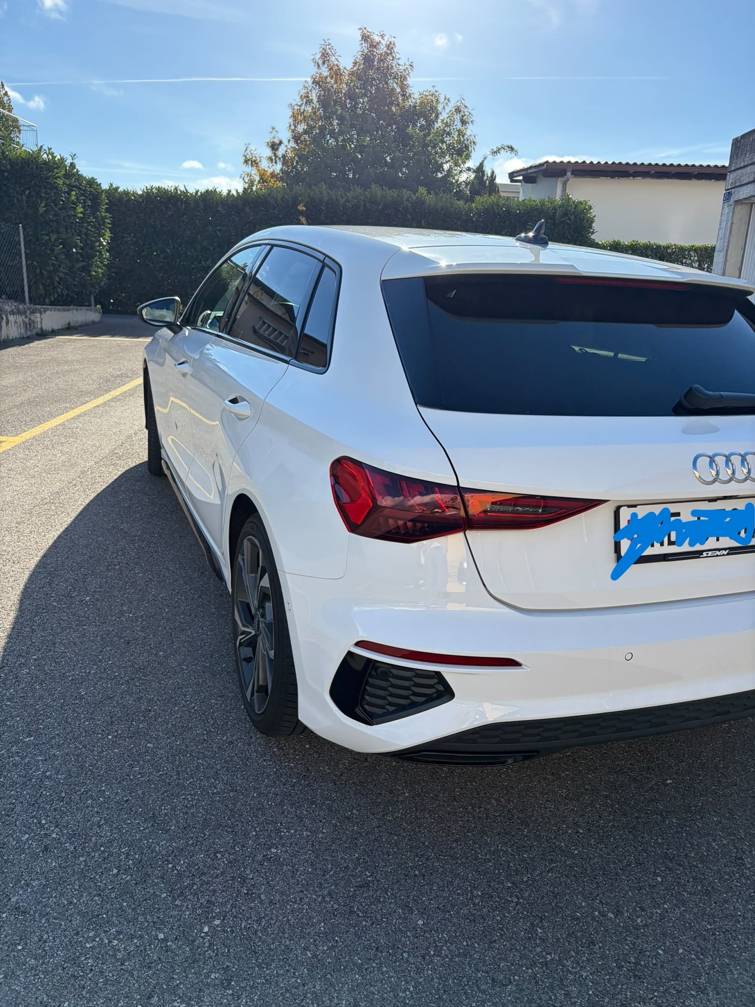 AUDI 1.5 35 TFSI S Line Attraction S-Tronic-image-3
