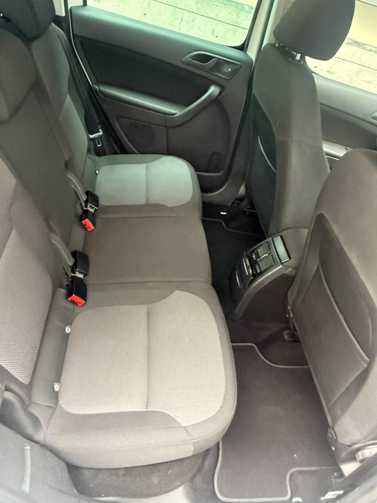 SKODA Yeti 1.8 TSI Ambition 4x4-image-4