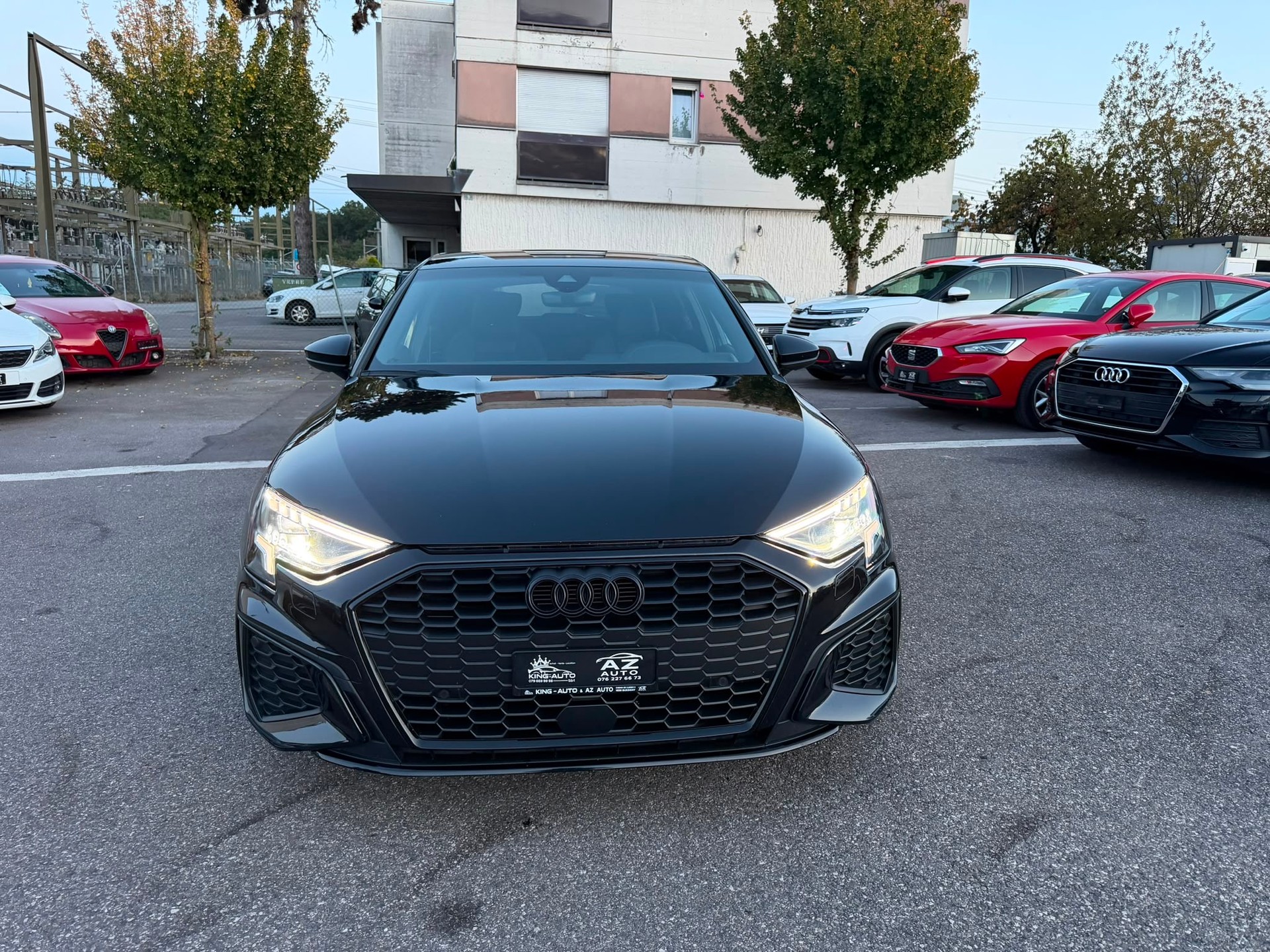 AUDI A3 Sportback 35 TDI S-LINE S-tronic FULL BLACKGARANTIE 2 ans expertiser du jour 🇨🇭-showroom-element-1