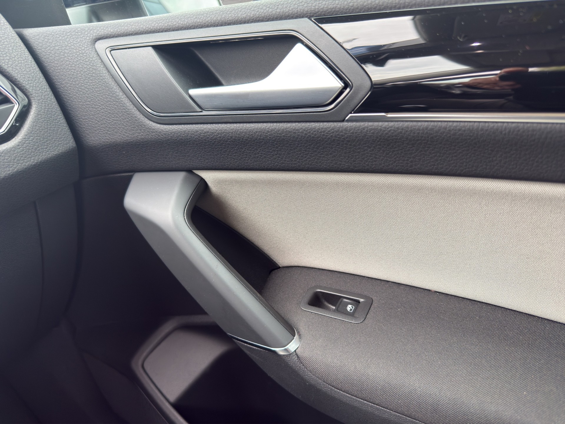 VW Touran 1.5 TSI EVO Comfortline DSG-image-16