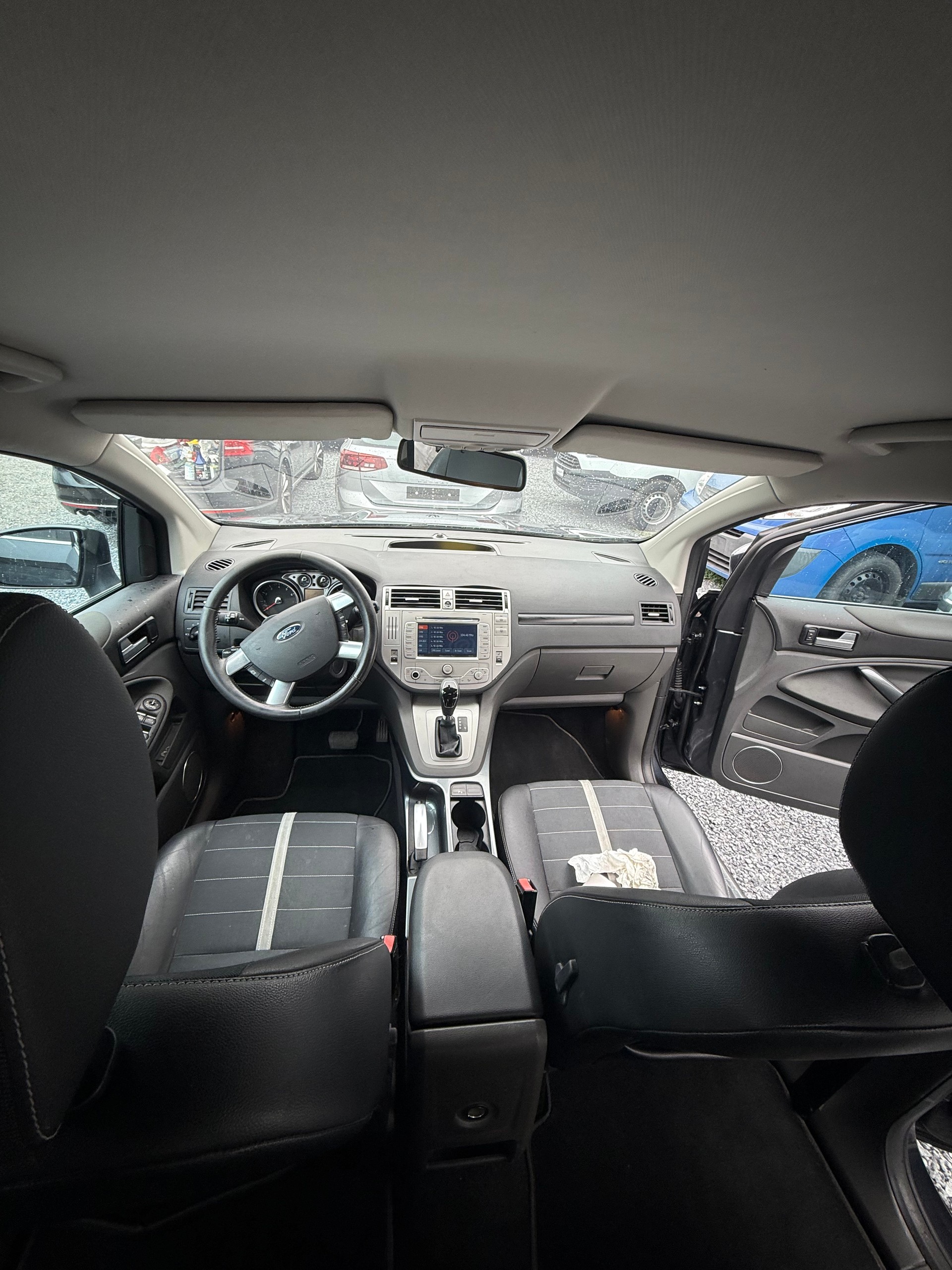 FORD Kuga 2.5 Turbo Titanium 4WD Automatic-image-11