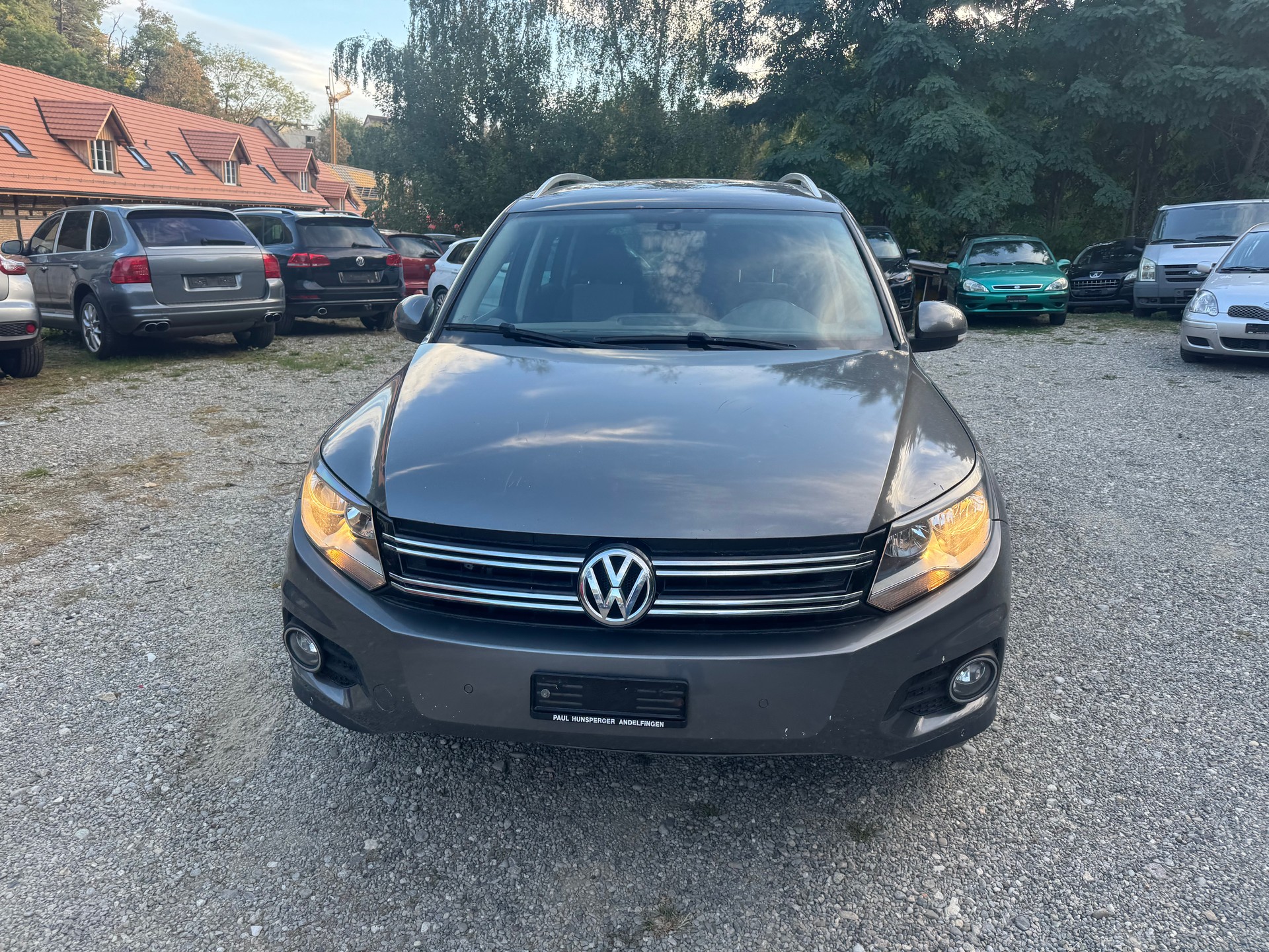 VW Tiguan 2.0 TDI BlueMotion Track&Field 4Motion DSG-image-2