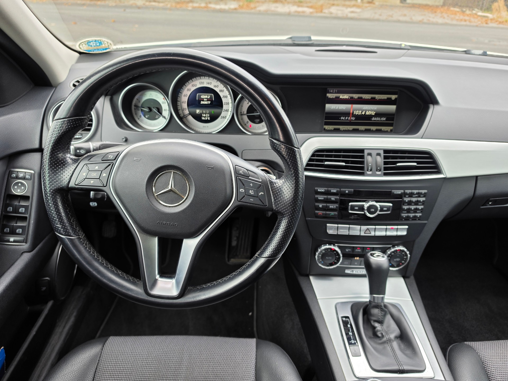 MERCEDES-BENZ C 250 CDI 4Matic 7G-Tronic-image-13