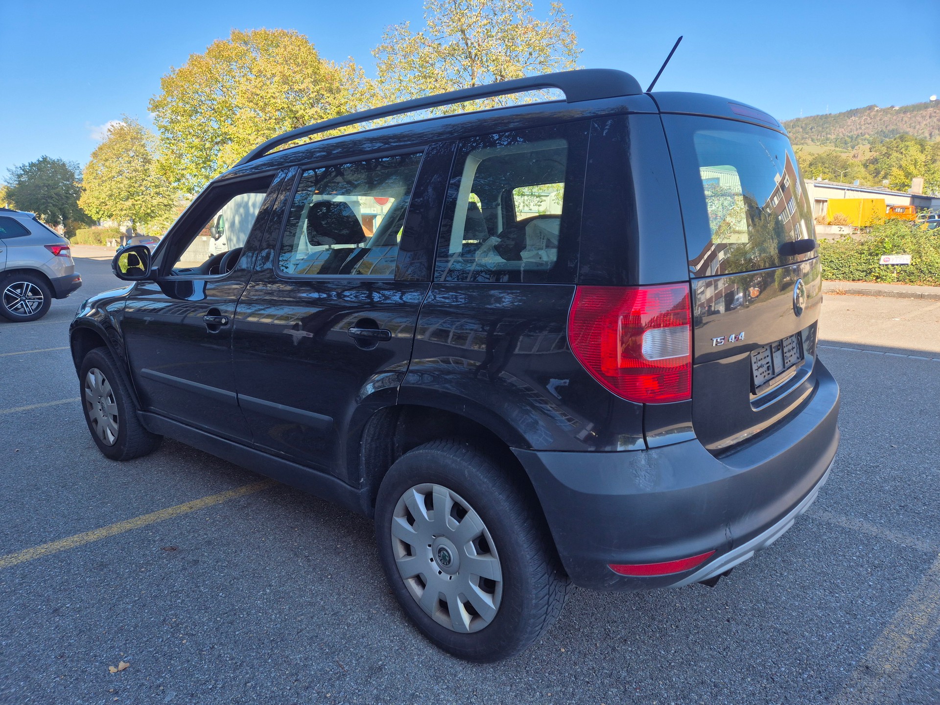 SKODA Yeti 1.8 TSI Active 4x4-image-6