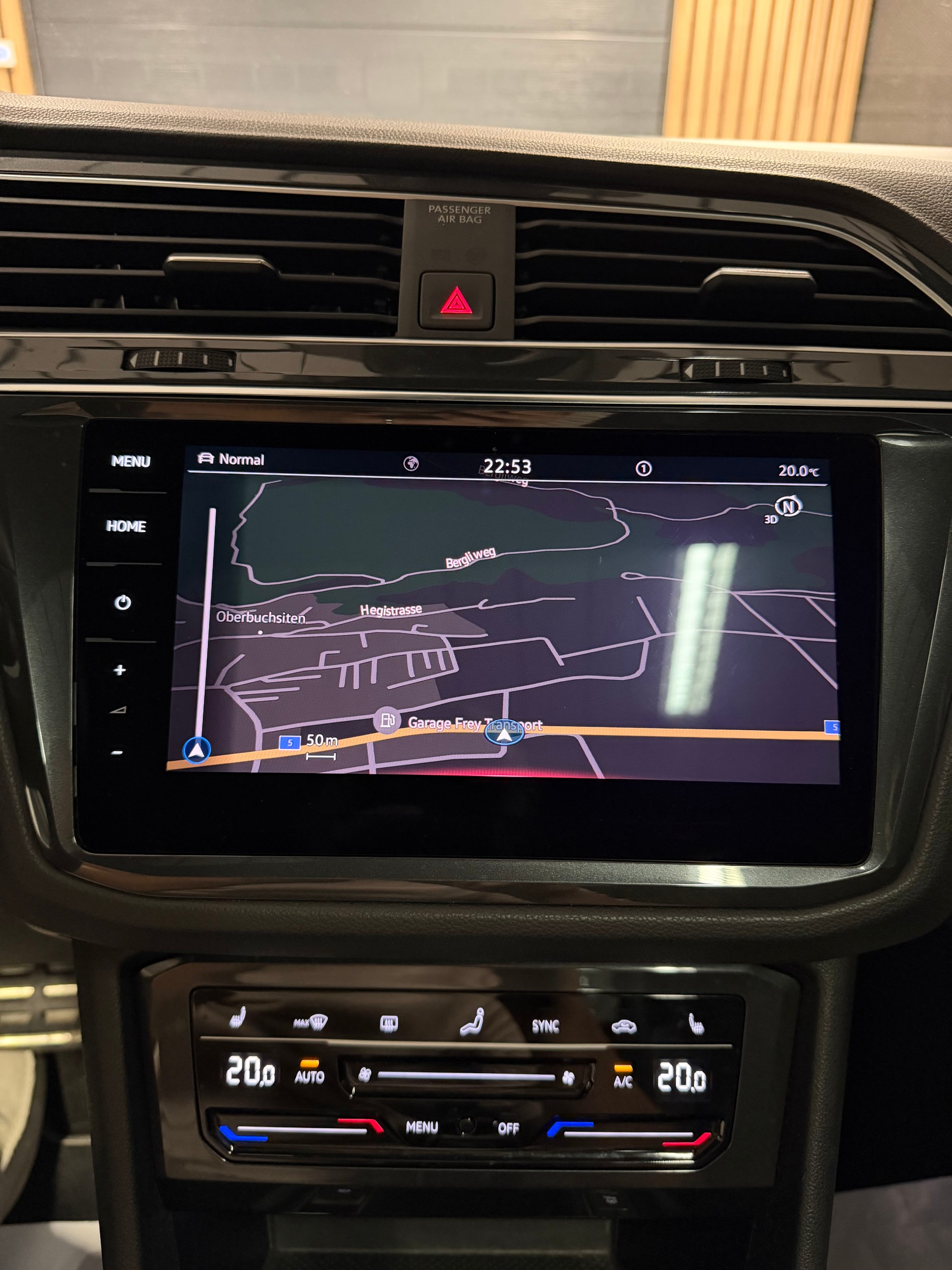 VW Tiguan 2.0 TDI SCR R-Line 4Motion DSG, 36 Monate & 60‘000km GRATIS-SERVICE inbegriffen!-image-23