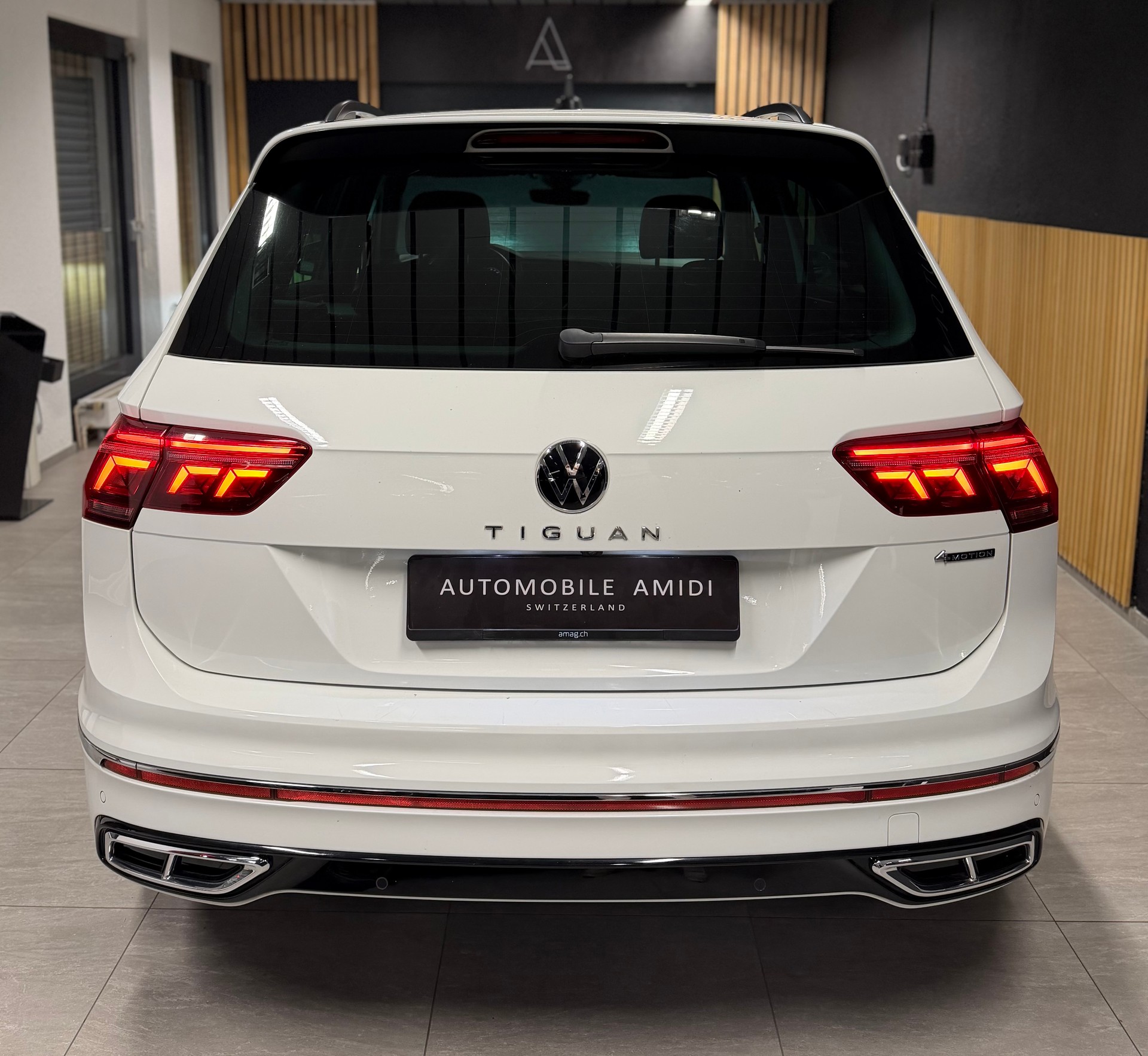 VW Tiguan 2.0 TDI SCR R-Line 4Motion DSG, 36 Monate & 60‘000km GRATIS-SERVICE inbegriffen!-image-5