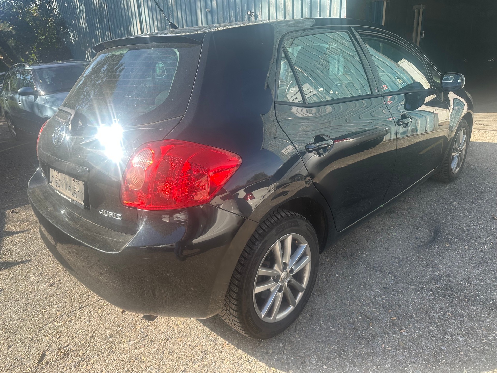 TOYOTA Auris 1.4 D-4D Linea Luna-image-5