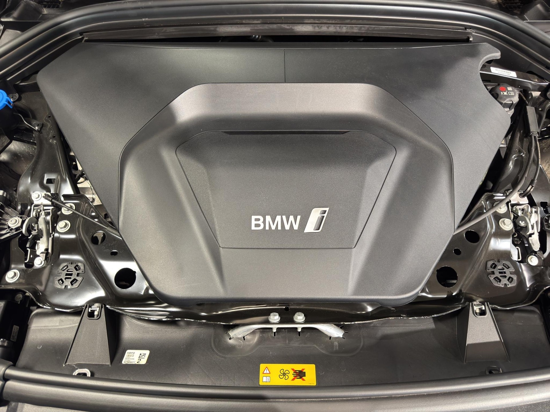 BMW iX1 30 xDrive M Sport-image-22
