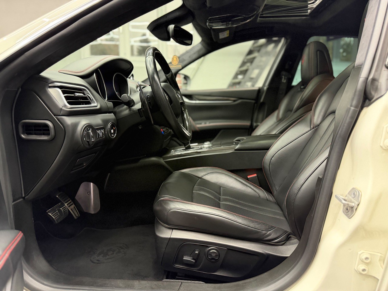 MASERATI Ghibli S Q4 3.0 V6 | Full Carbon Interieur & Exterieur | 360 Kamera | Harman/Kardon | Panoramadach-image-23