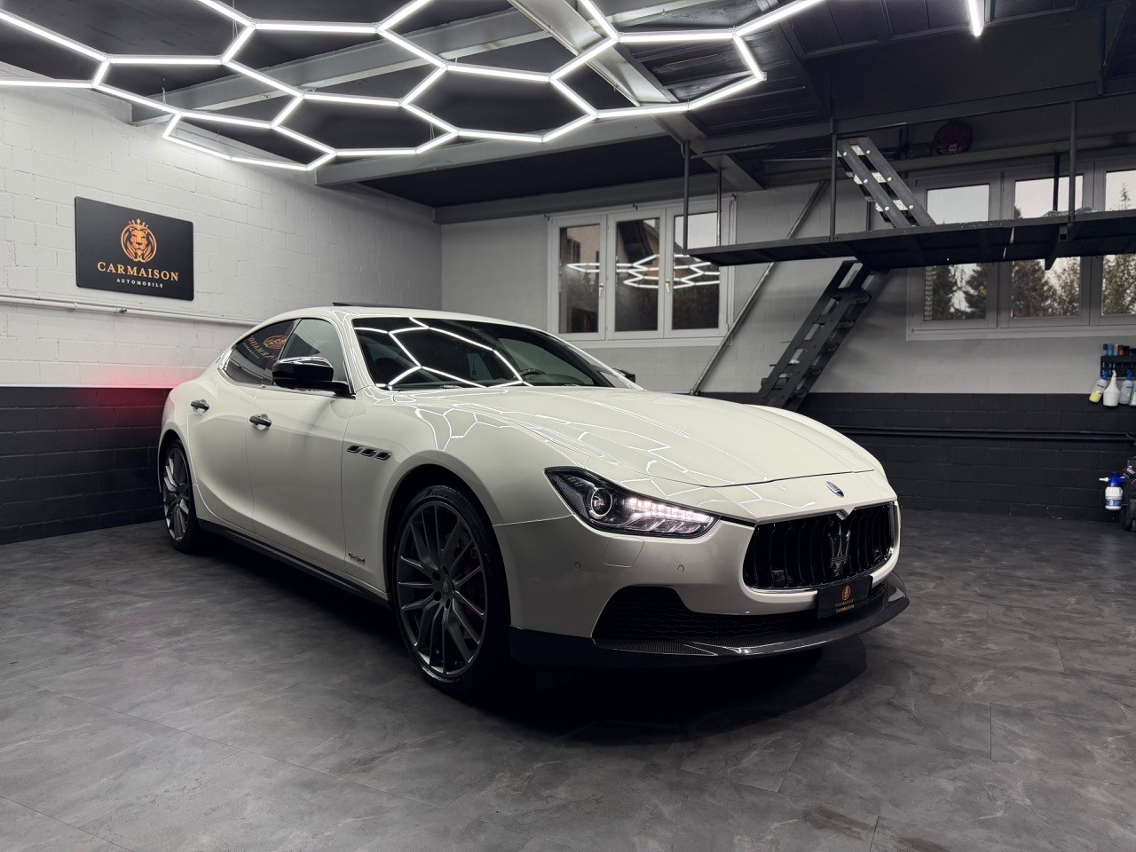 MASERATI Ghibli S Q4 3.0 V6 | Full Carbon Interieur & Exterieur | 360 Kamera | Harman/Kardon | Panoramadach-image-0