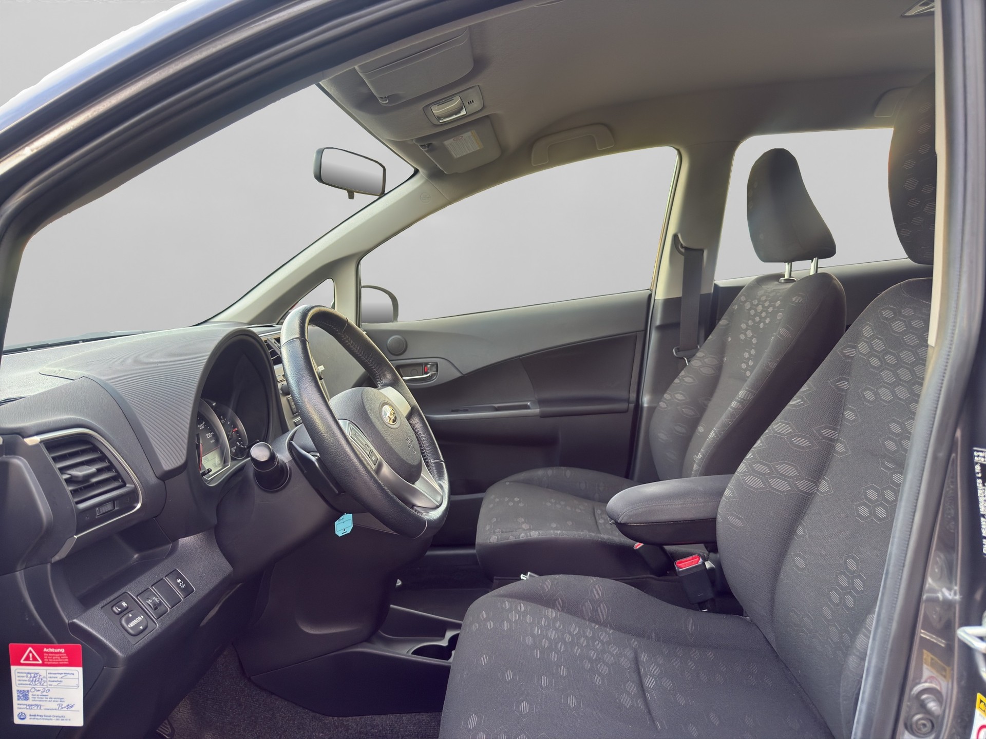 SUBARU Trezia 1.4D Swiss Automatic-image-8