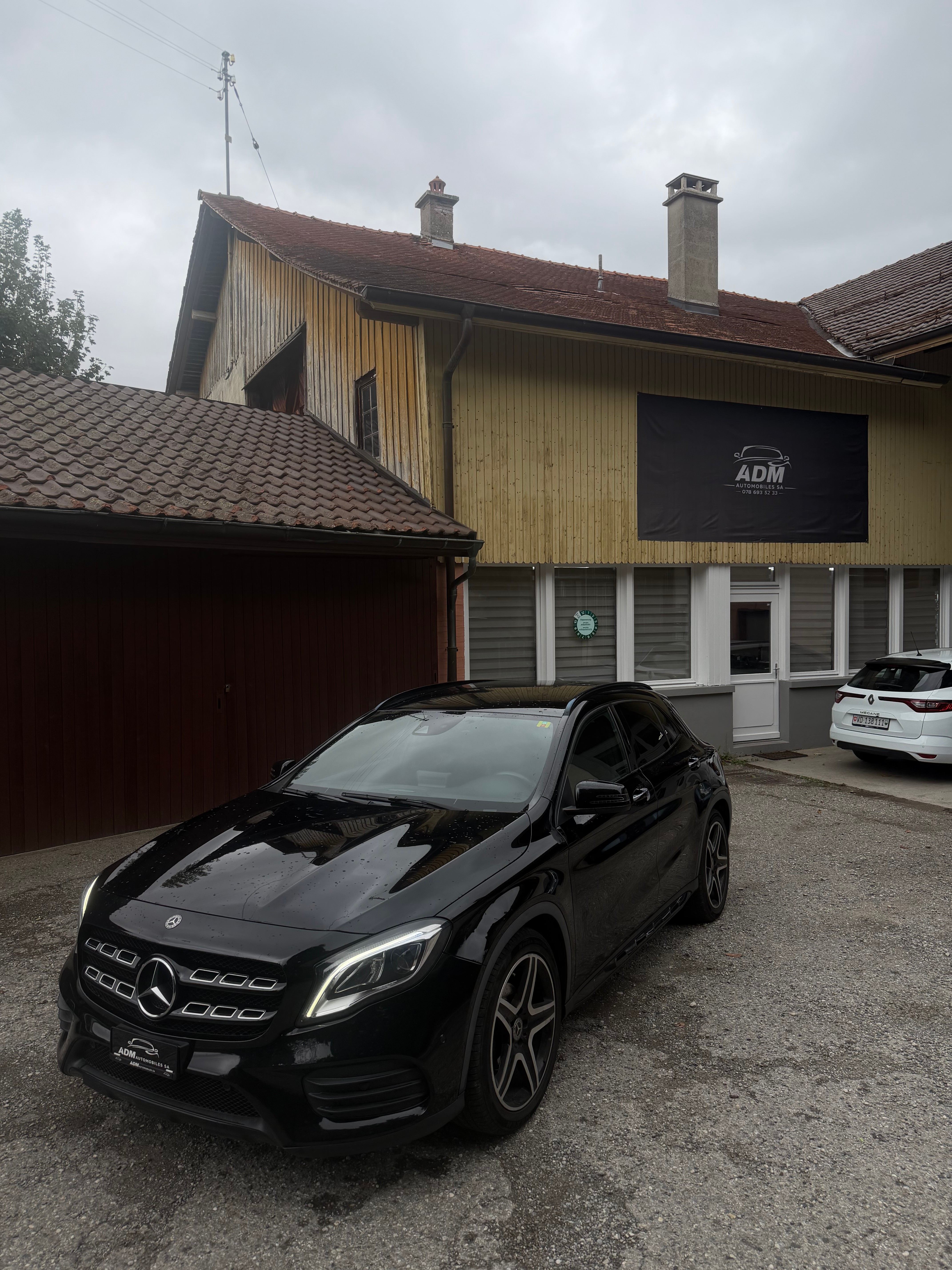 Car photo