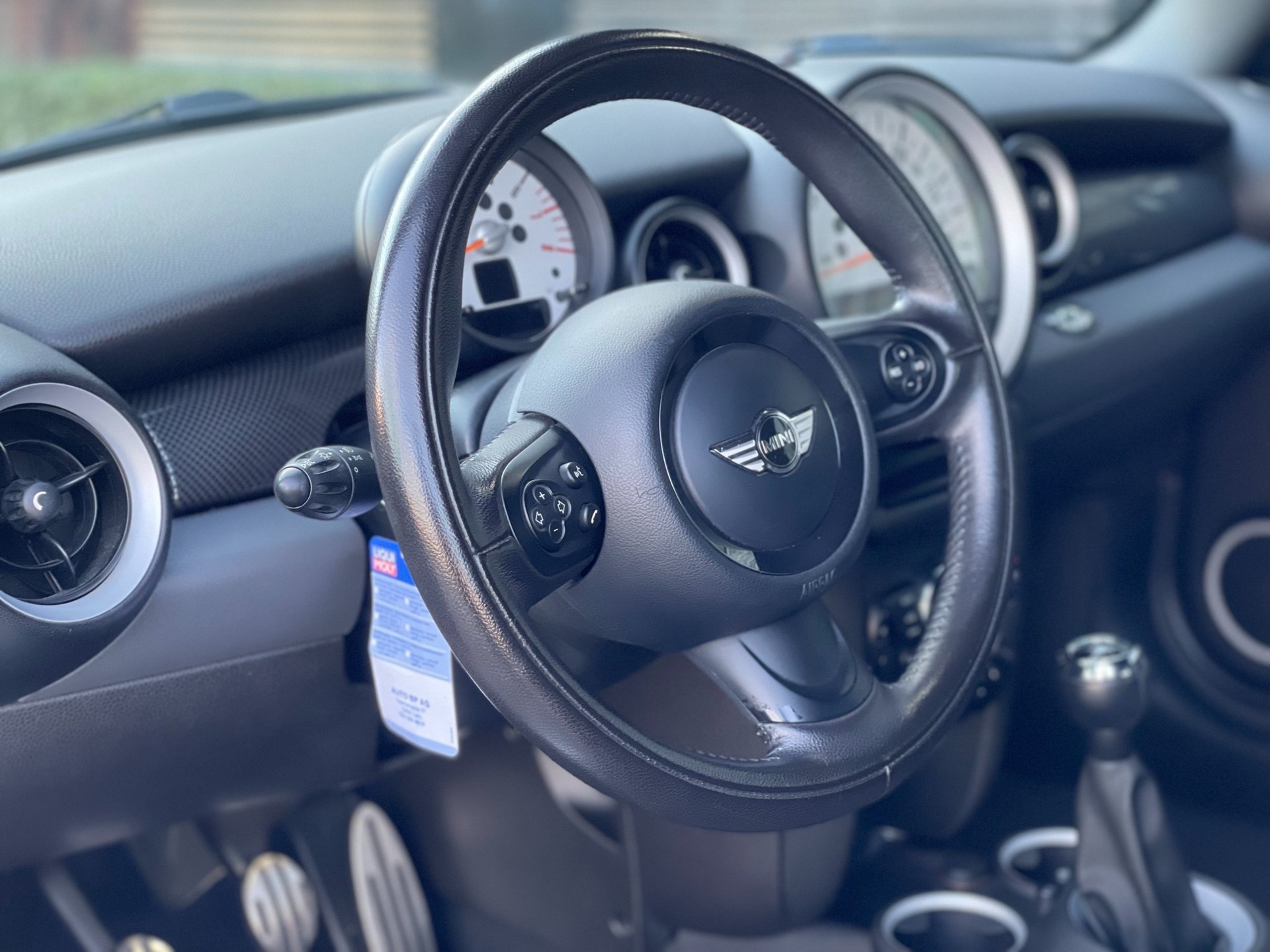 MINI Cooper S Cabriolet-image-3