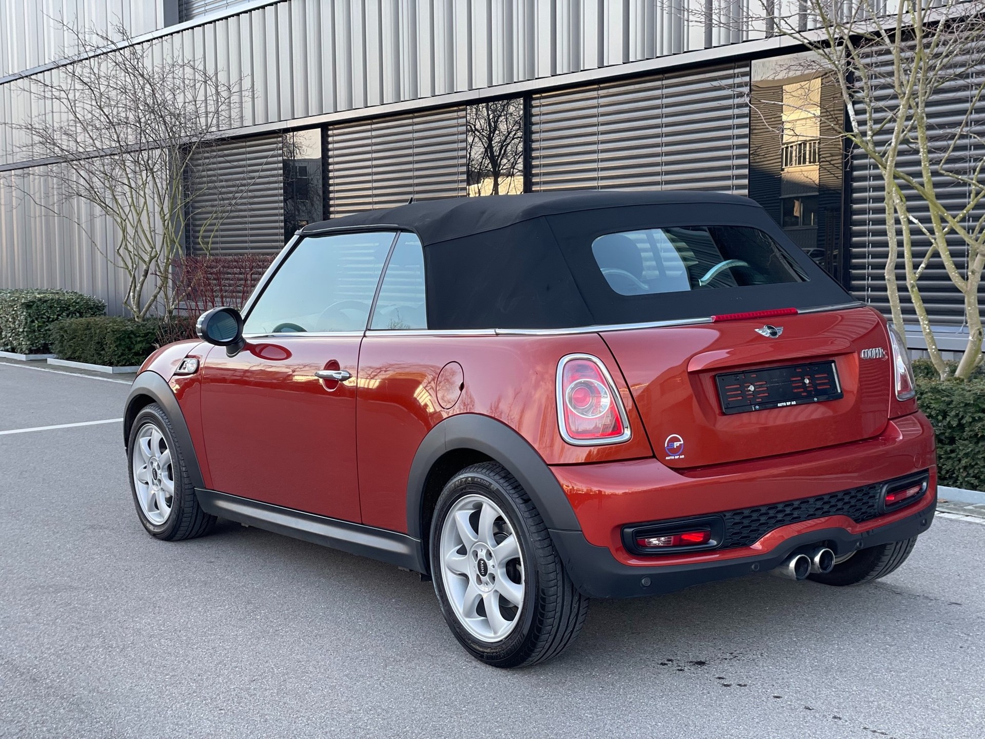 MINI Cooper S Cabriolet-image-5