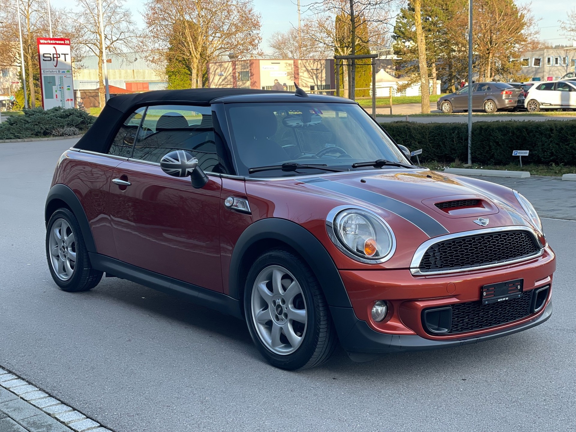 MINI Cooper S Cabriolet-image-6