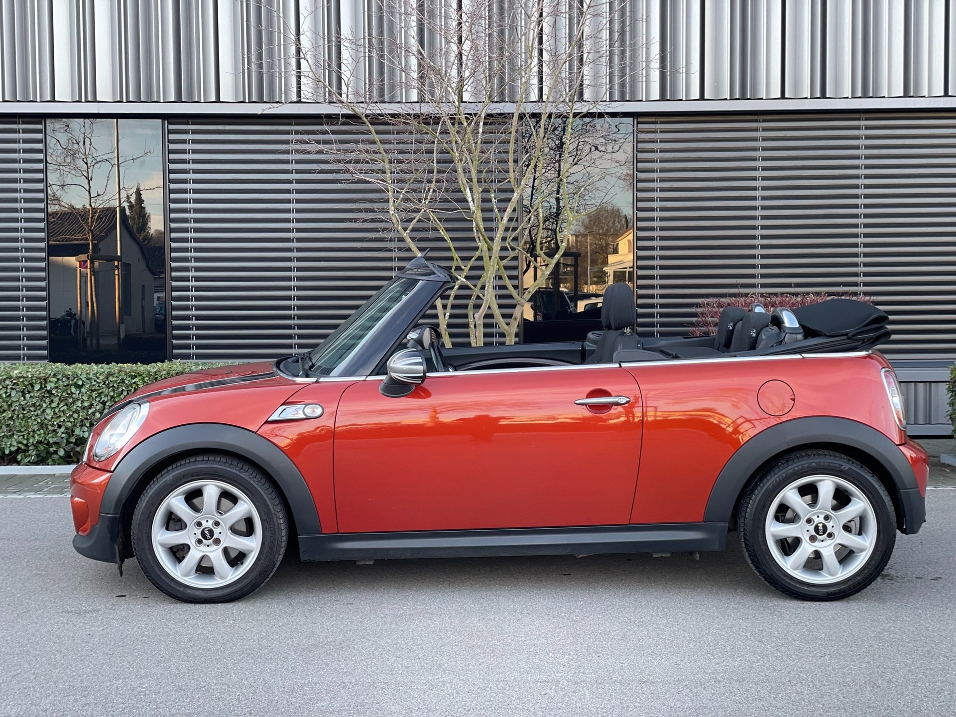 MINI Cooper S Cabriolet-image-7