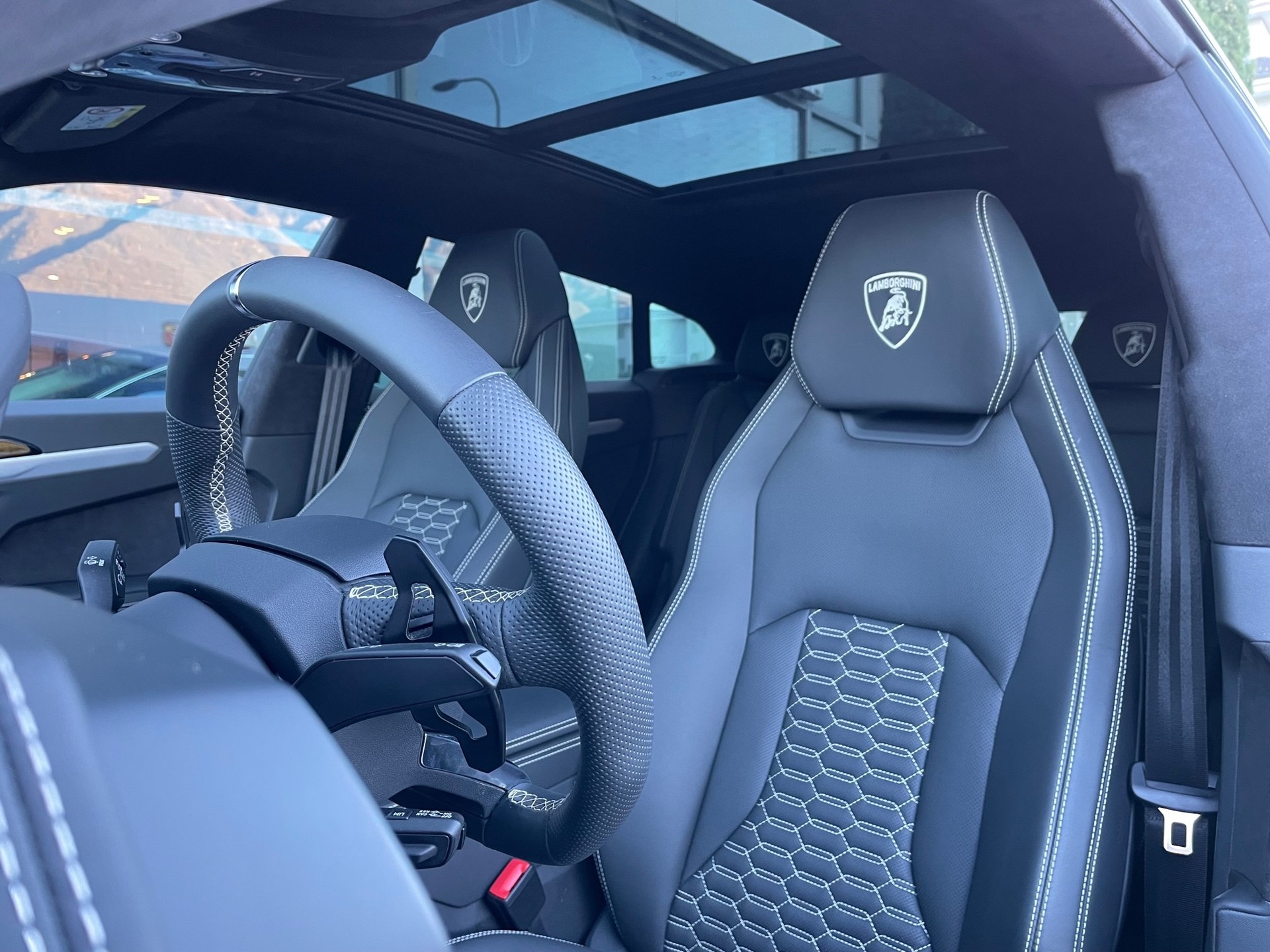 LAMBORGHINI Urus E-Gear-image-6