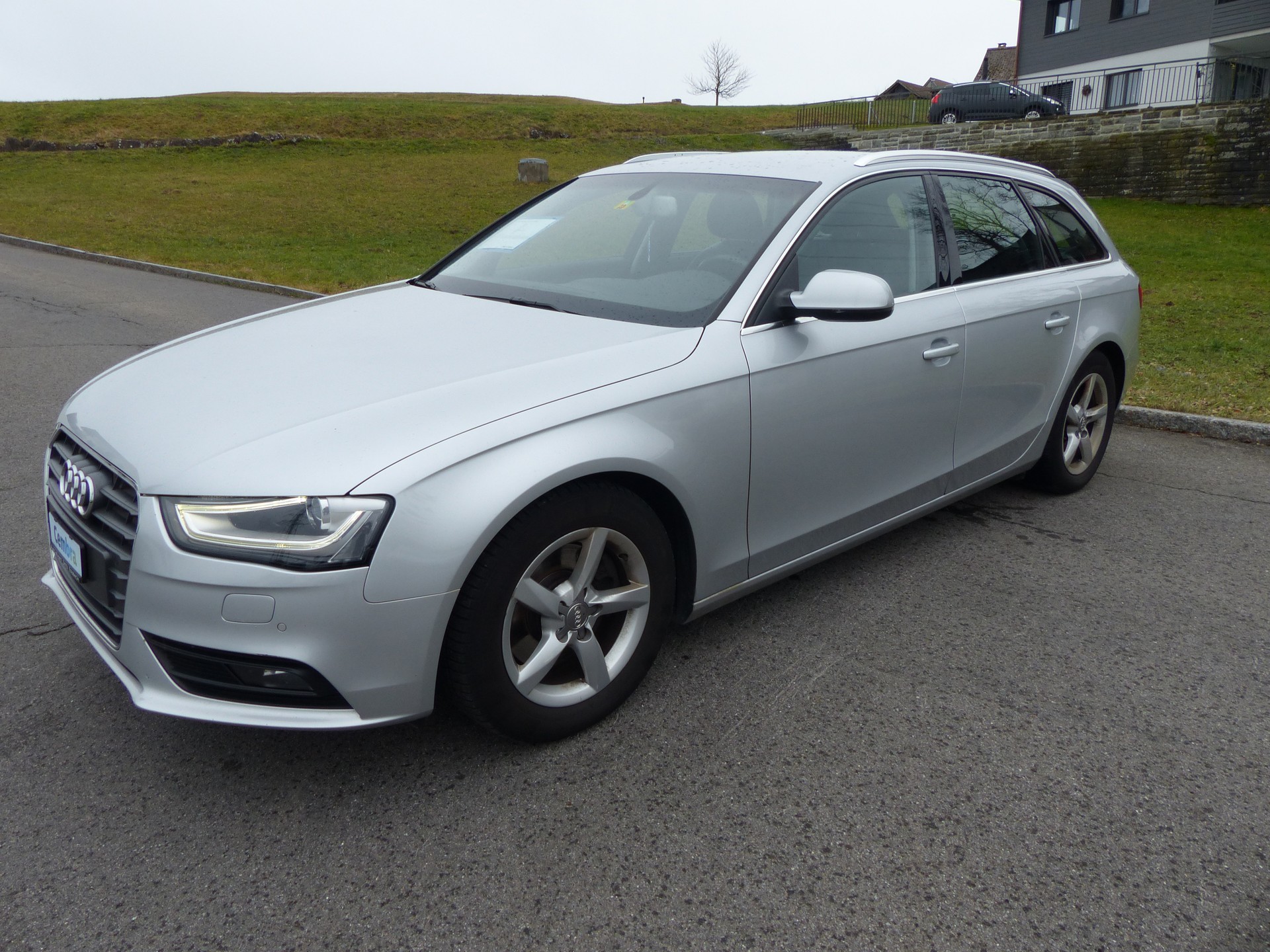 AUDI A4 Avant 2.0 TDIe-image-0