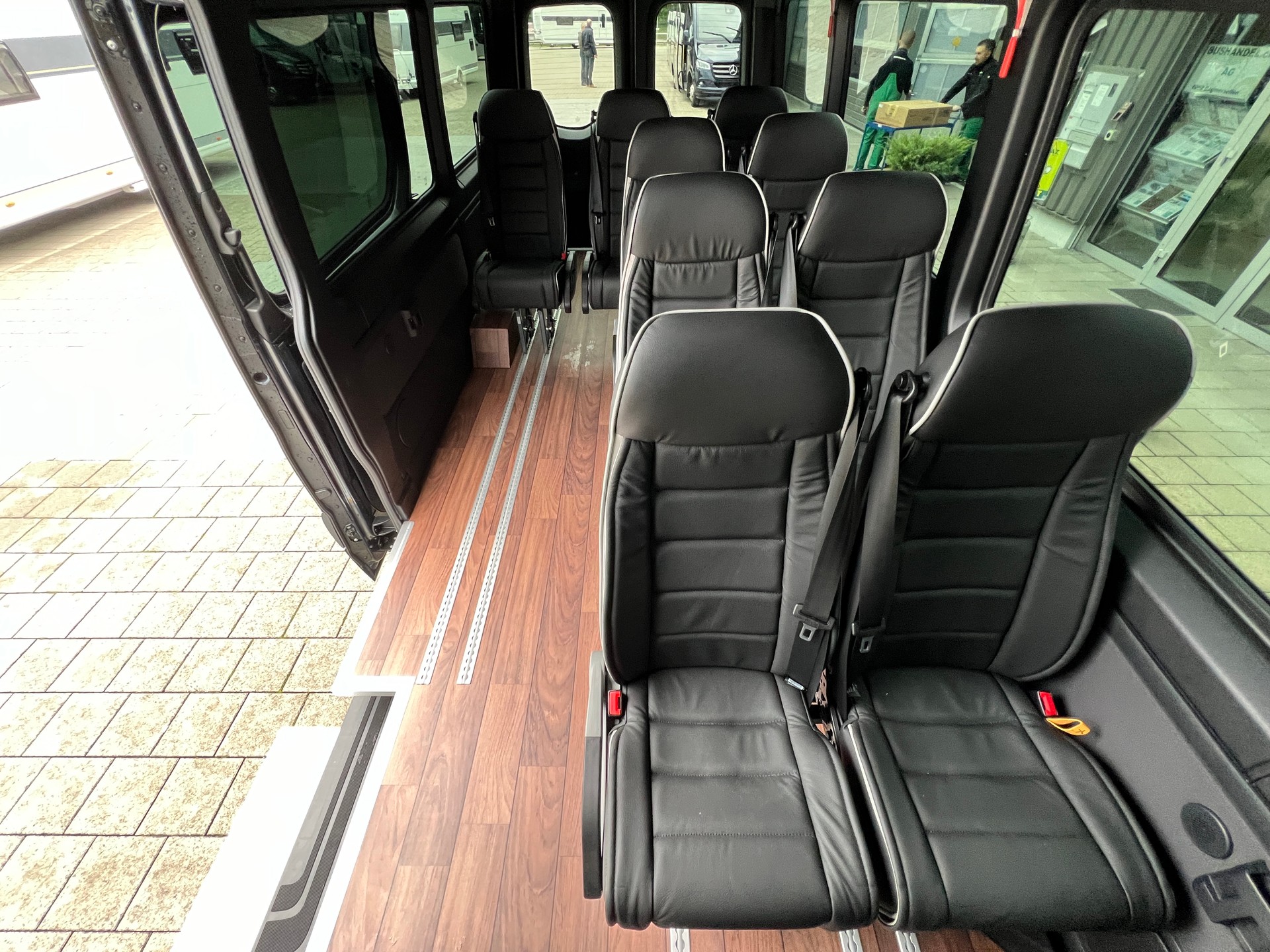 MERCEDES-BENZ 317 CDI Kleinbus (I13)-image-11