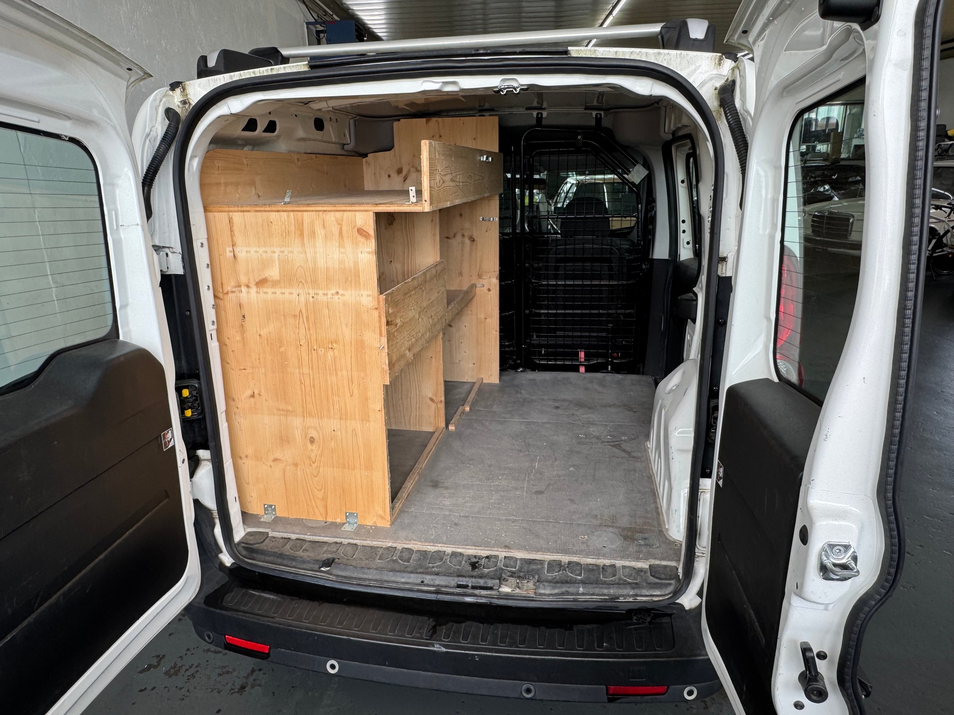 OPEL Combo 1.4 CNG Turbo ecoFLEX 2.4 L1H1-image-11