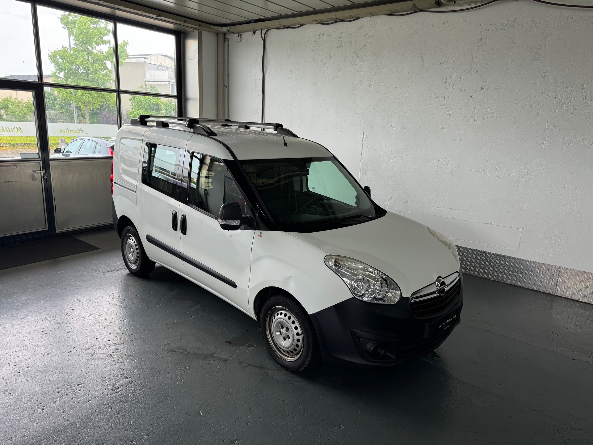 OPEL Combo 1.4 CNG Turbo ecoFLEX 2.4 L1H1-image-0
