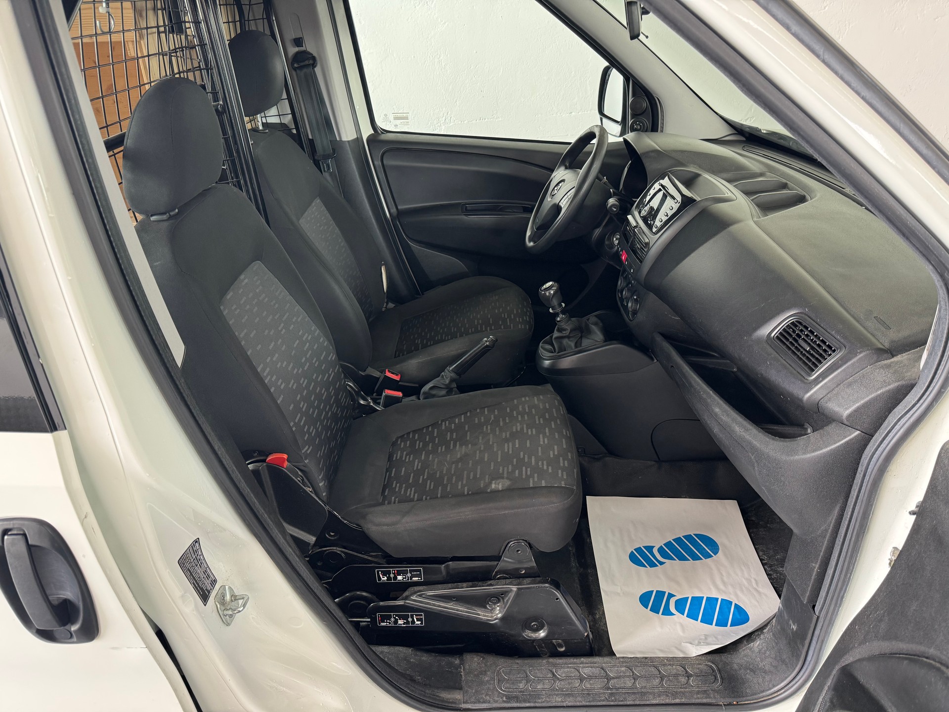OPEL Combo 1.4 CNG Turbo ecoFLEX 2.4 L1H1-image-16