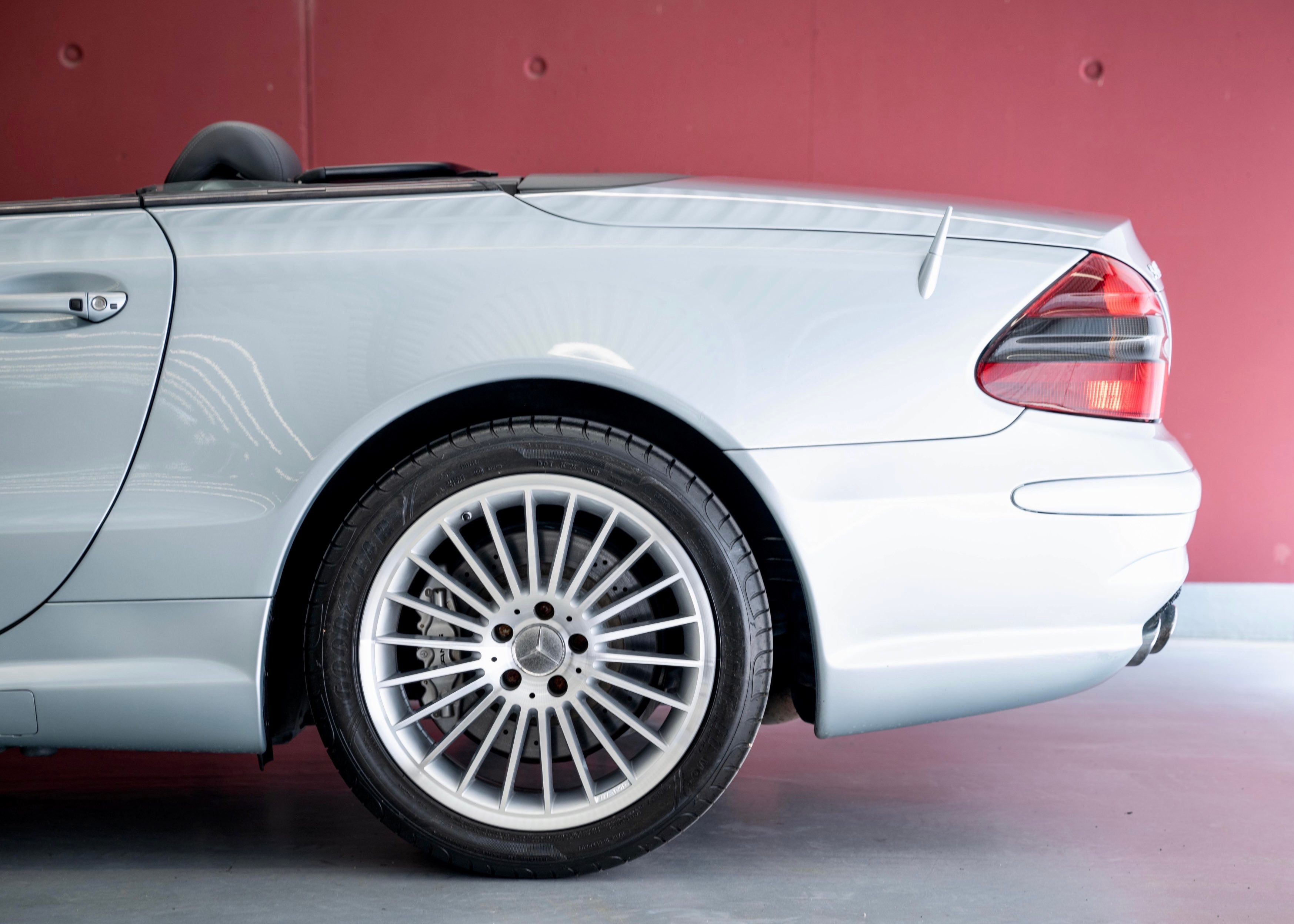 Image MERCEDES-BENZ SL-55-AMG SL 55 AMG (Swiss car, 500 hp, 2nd hand, full Mercedes history)