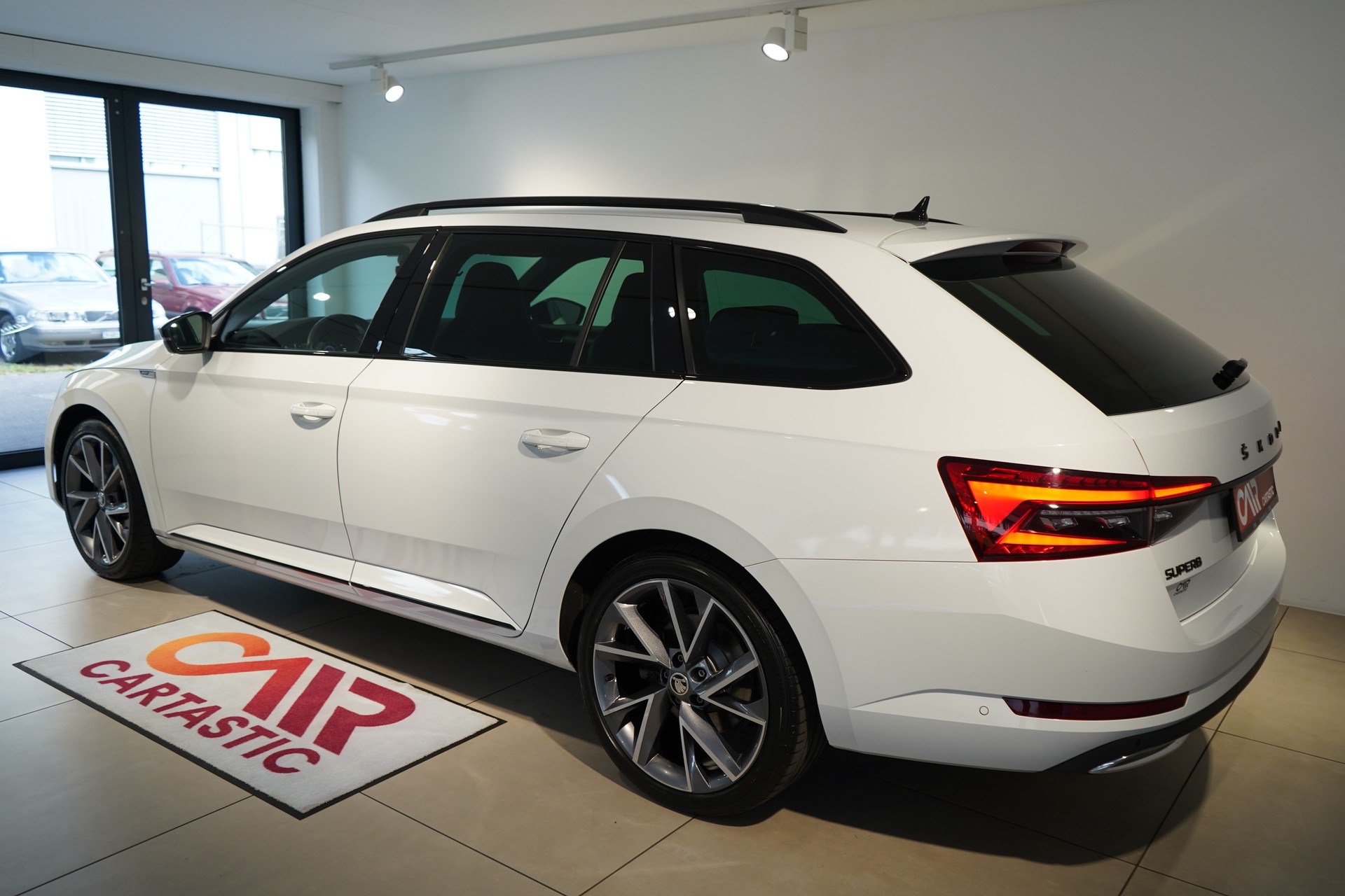 SKODA Superb 1.4 TSI Sport Line PHEV DSG / CH - Fahrzeug-image-2