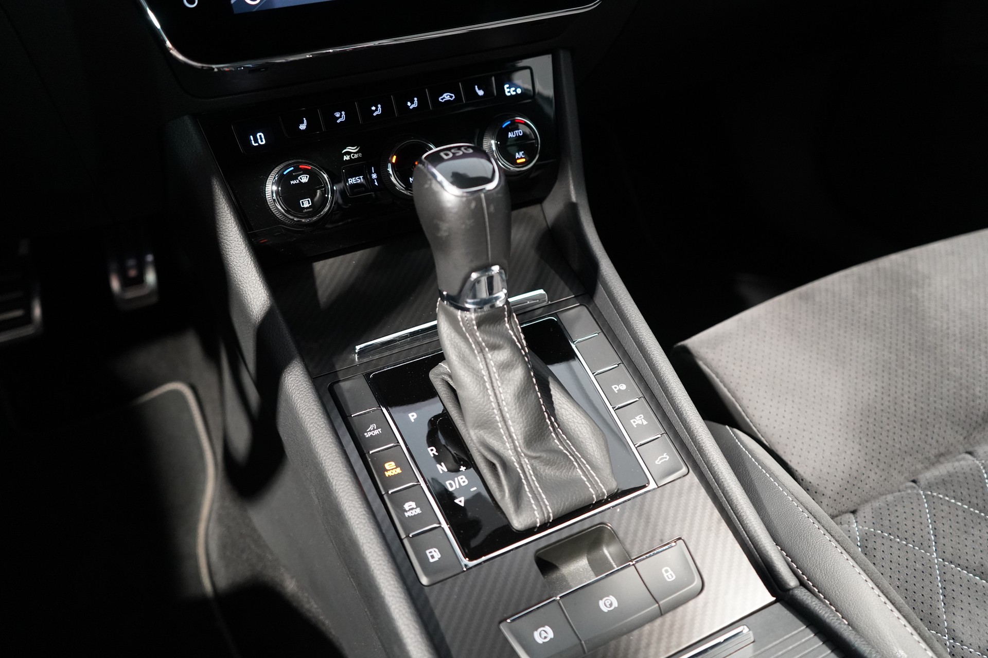 SKODA Superb 1.4 TSI Sport Line PHEV DSG / CH - Fahrzeug-image-10