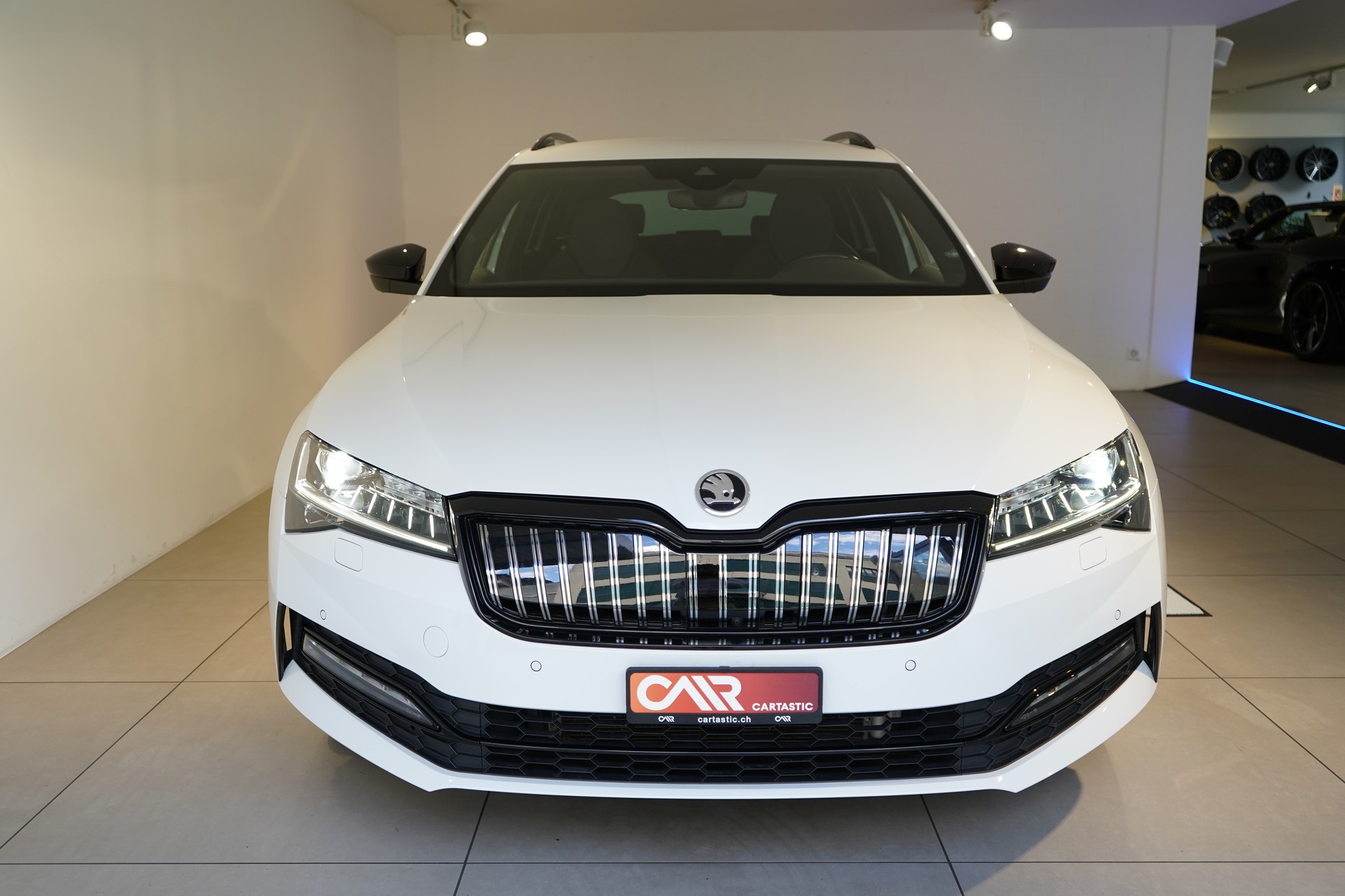 SKODA Superb 1.4 TSI Sport Line PHEV DSG / CH - Fahrzeug-image-1