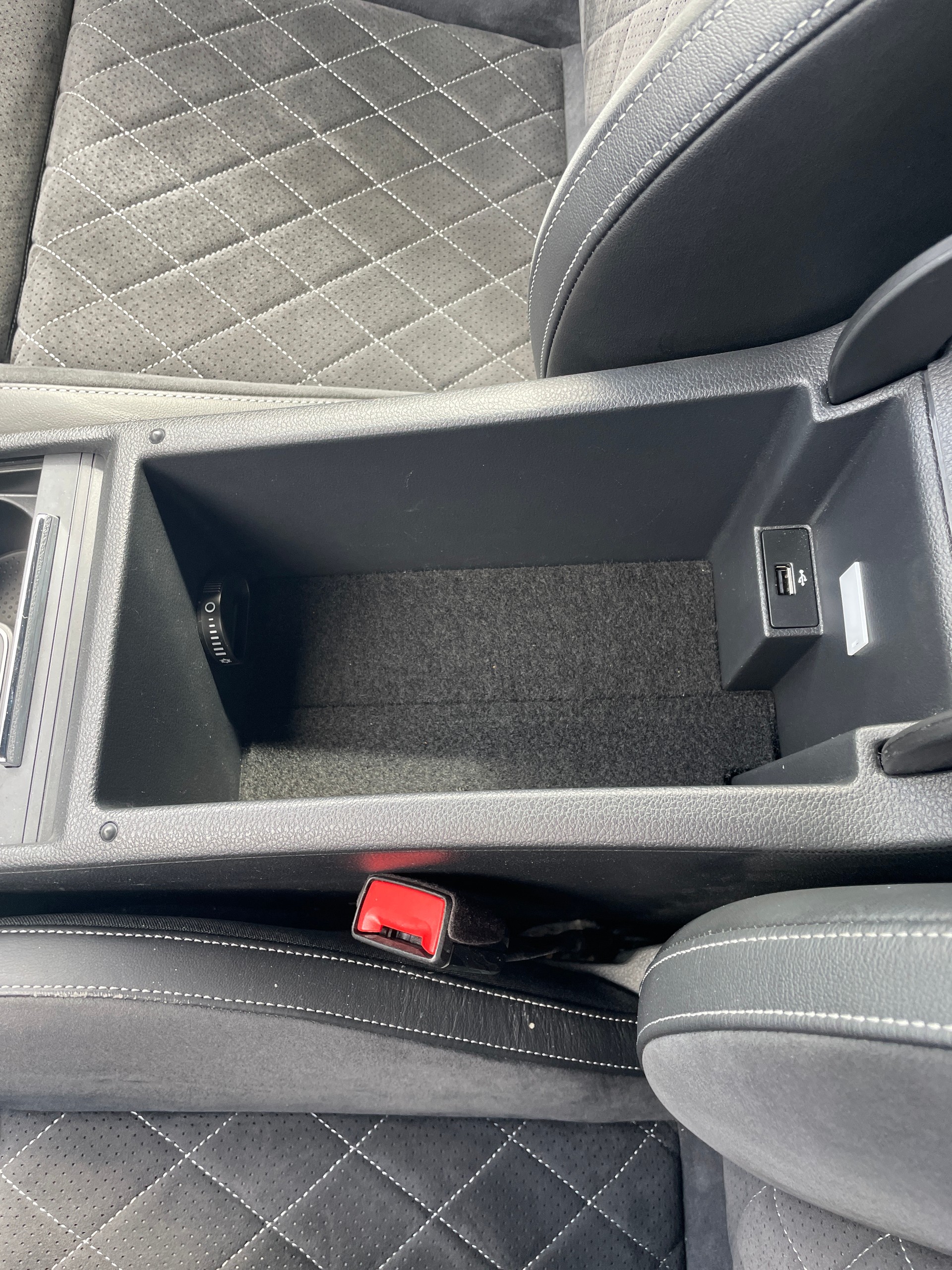 SKODA Superb 1.4 TSI Sport Line PHEV DSG / CH - Fahrzeug-image-27