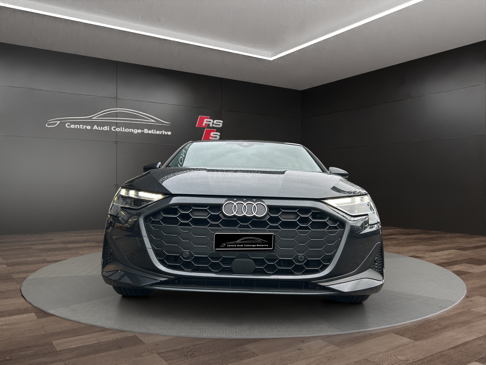 AUDI A3 Sportback 35 TFSI Attraction S-tronic-image-1