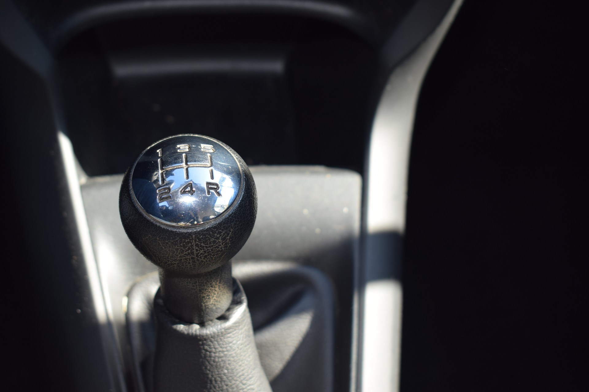 CITROEN C3 1.2i Attraction-image-9
