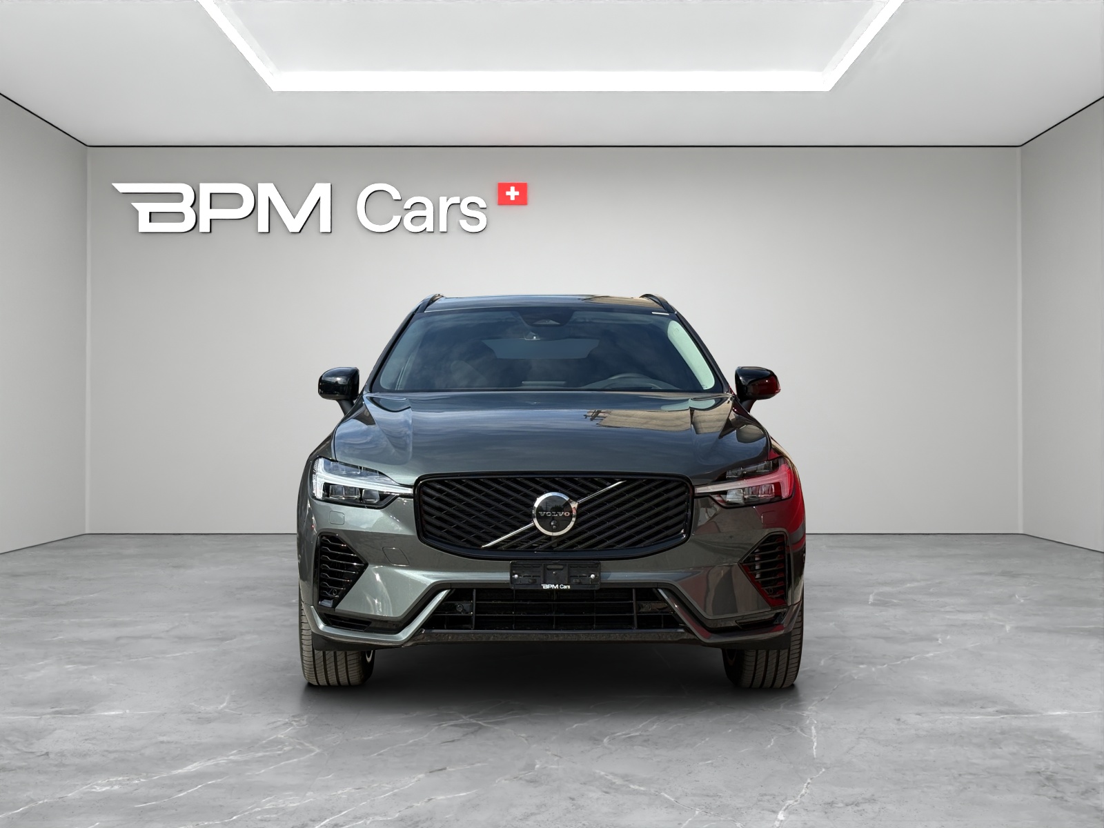 VOLVO XC60 2.0 T8 TE Ultra Dark eAWD-showroom-element-1