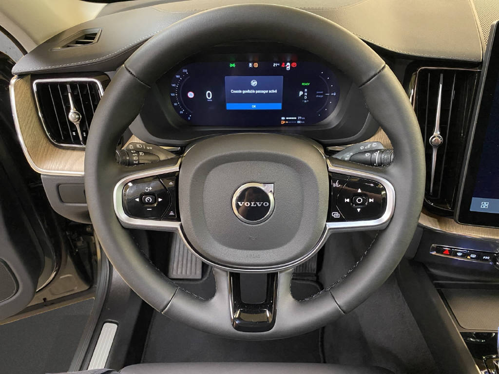 VOLVO XC60 2.0 T8 TE Ultra Dark eAWD-image-9
