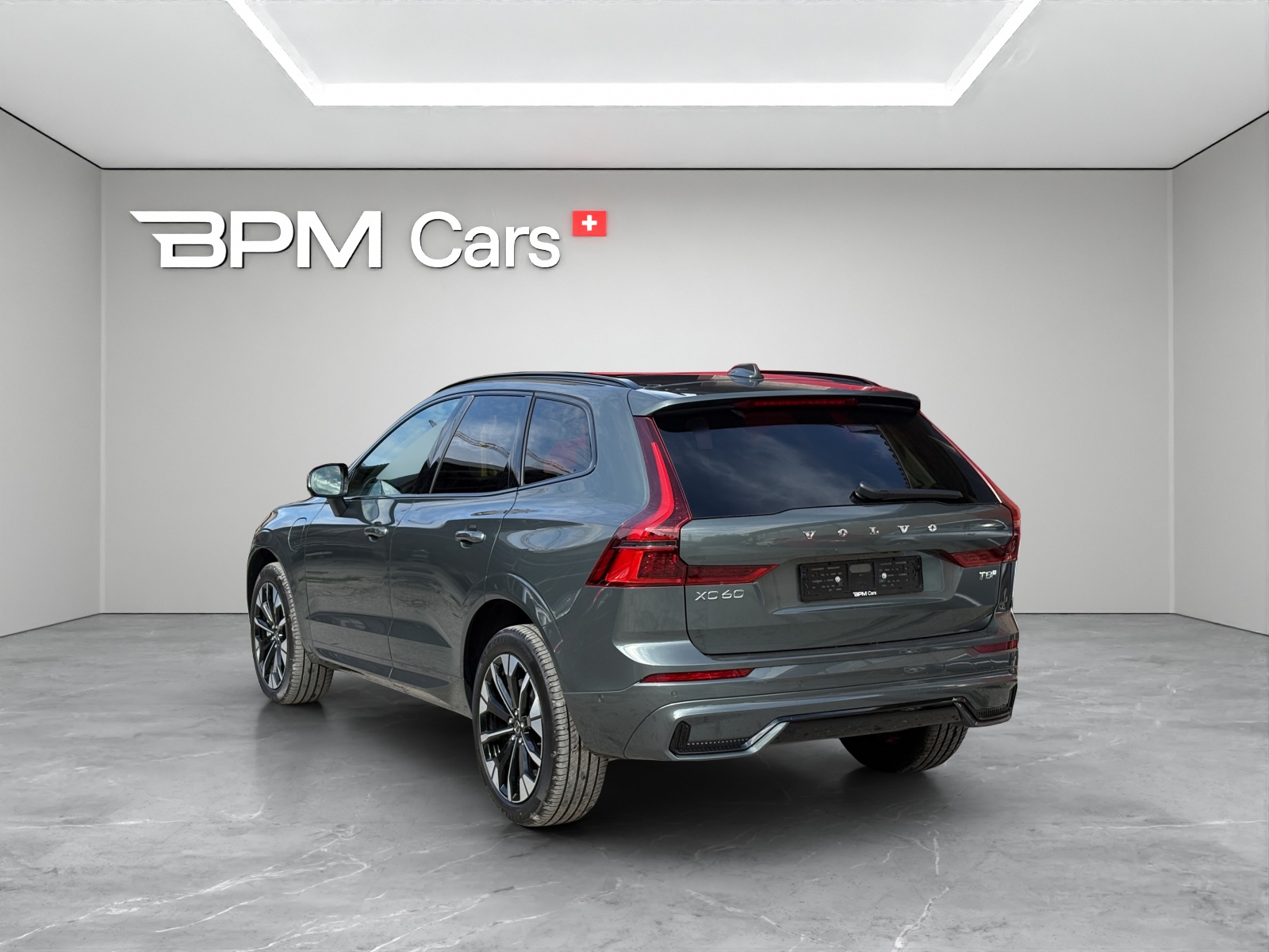 VOLVO XC60 2.0 T8 TE Ultra Dark eAWD-image-5