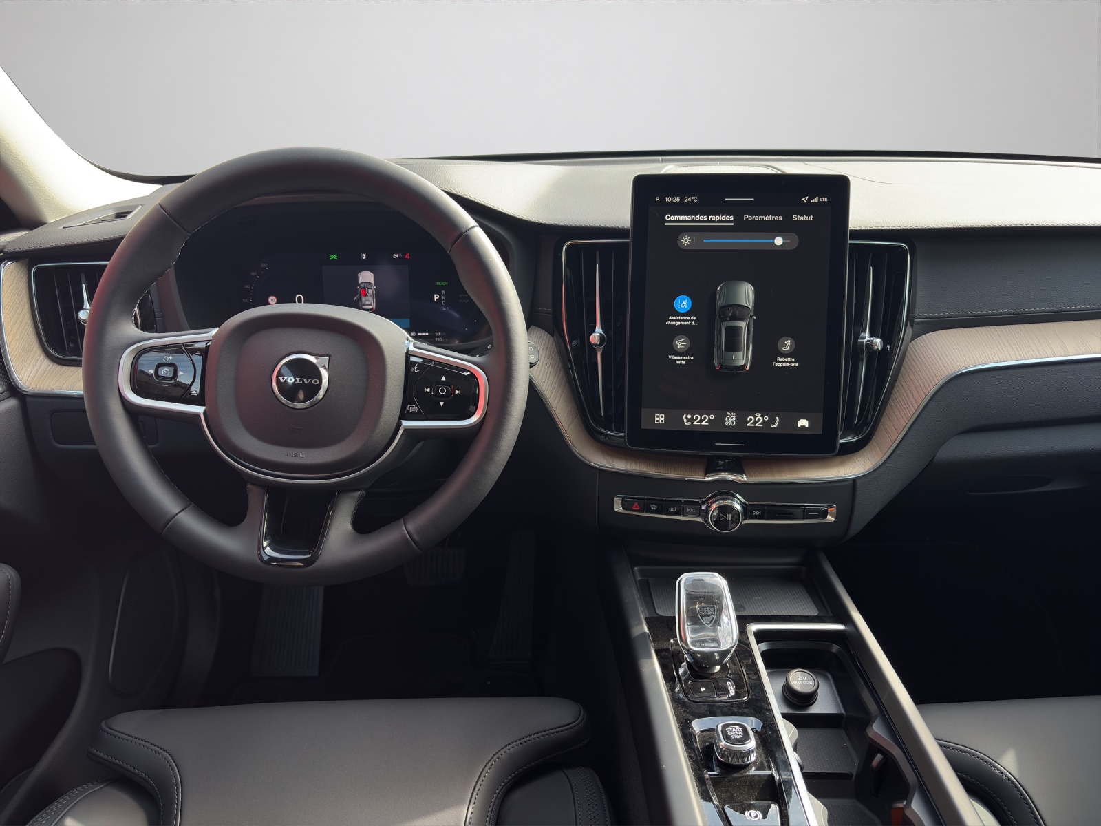 VOLVO XC60 2.0 T8 TE Ultra Dark eAWD-image-11