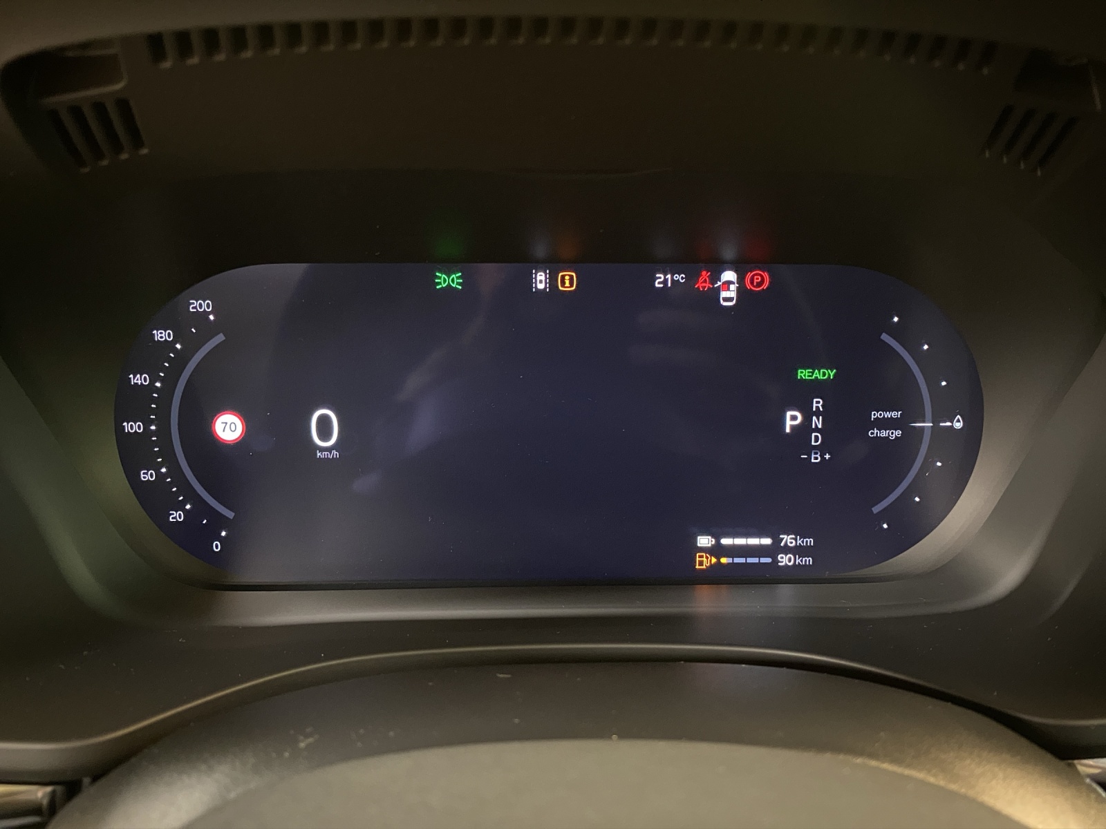 VOLVO XC60 2.0 T8 TE Ultra Dark eAWD-image-15