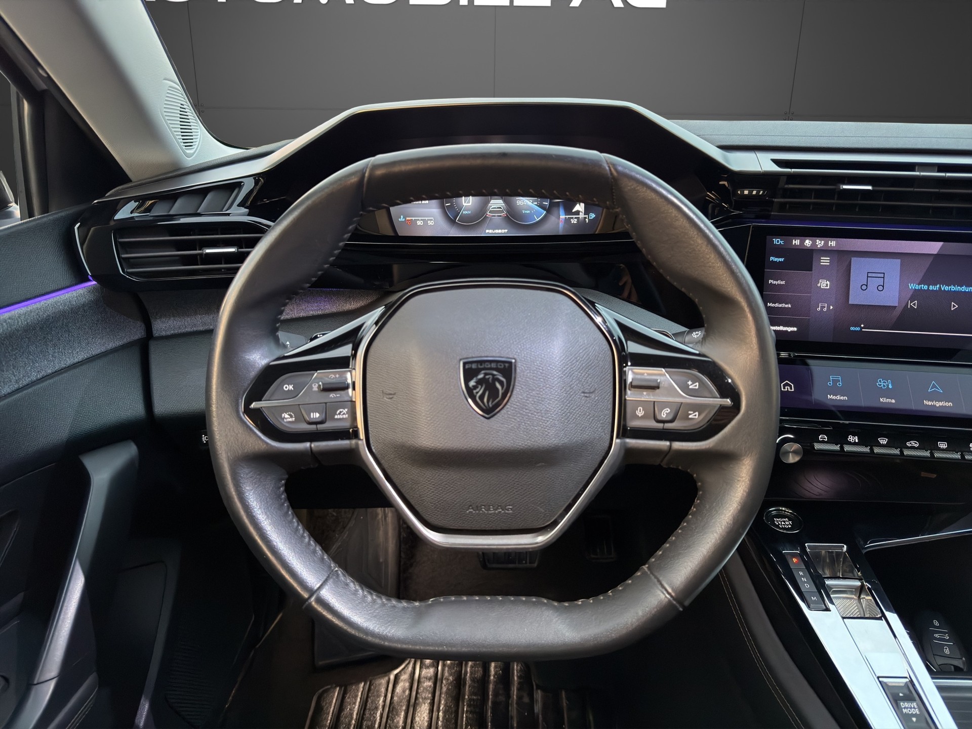 PEUGEOT 308 SW 1.5 BlueHDI Active Pack EAT8-image-11