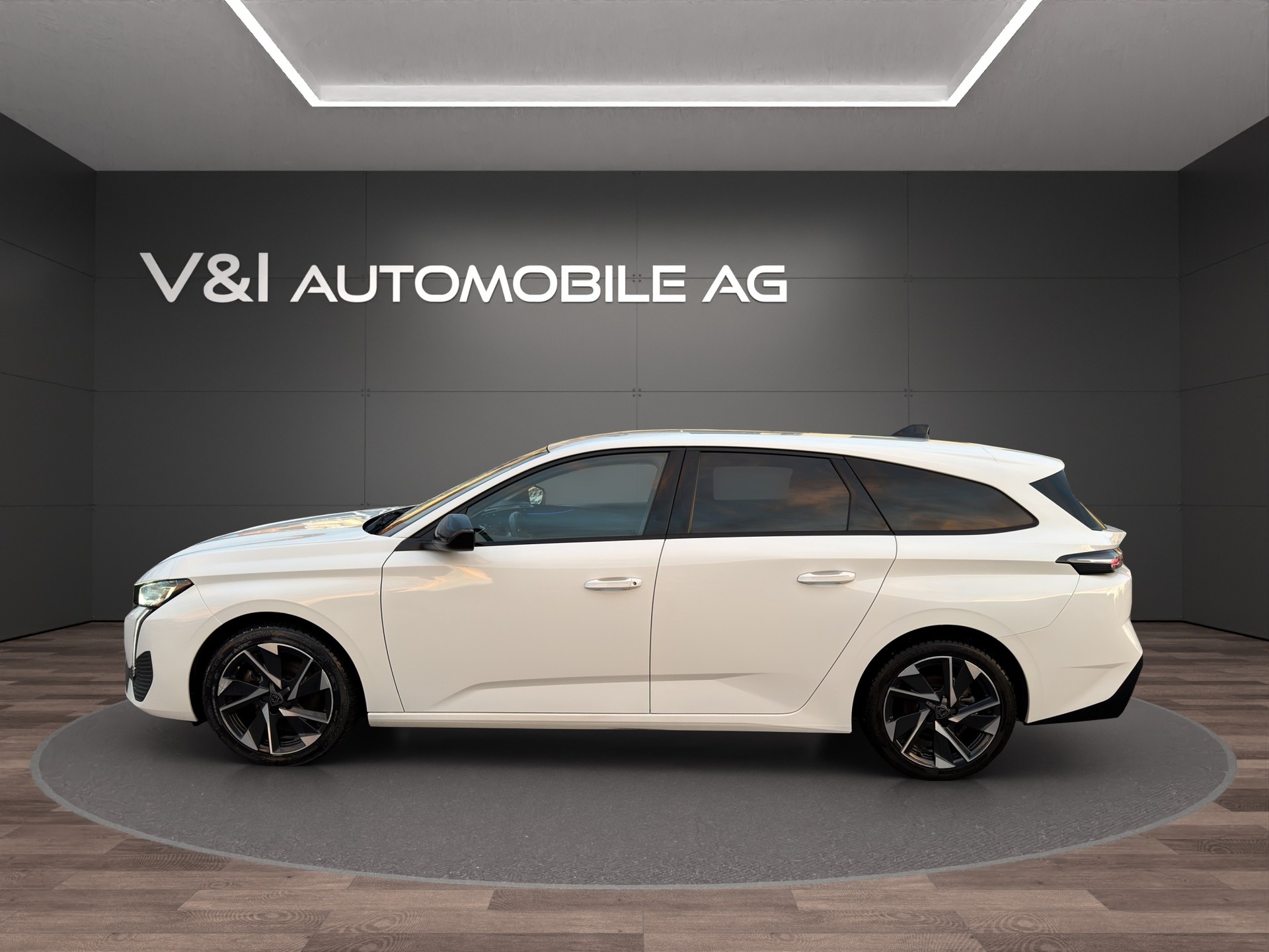 PEUGEOT 308 SW 1.5 BlueHDI Active Pack EAT8-image-6