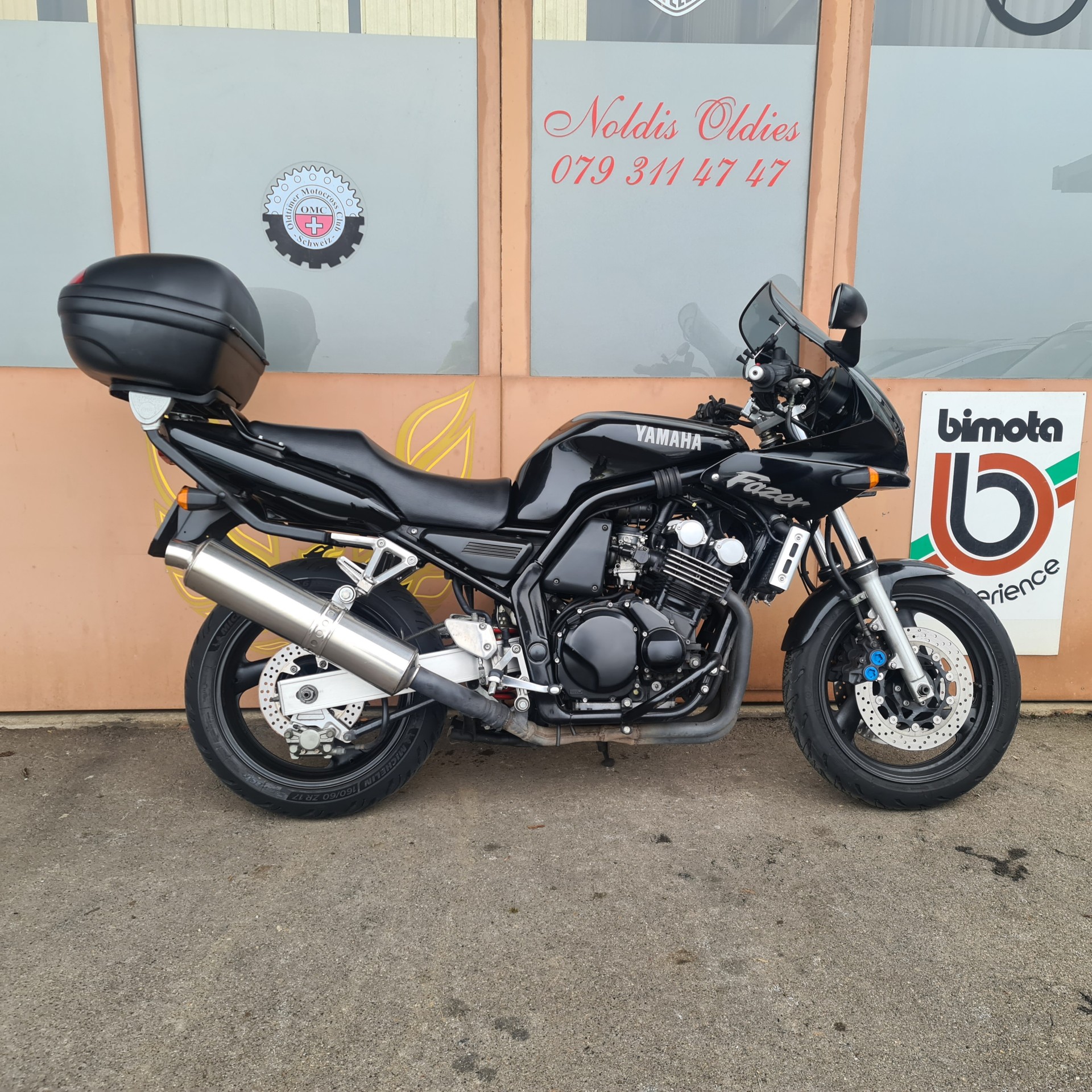 YAMAHA FZS 600 Fazer-image-5