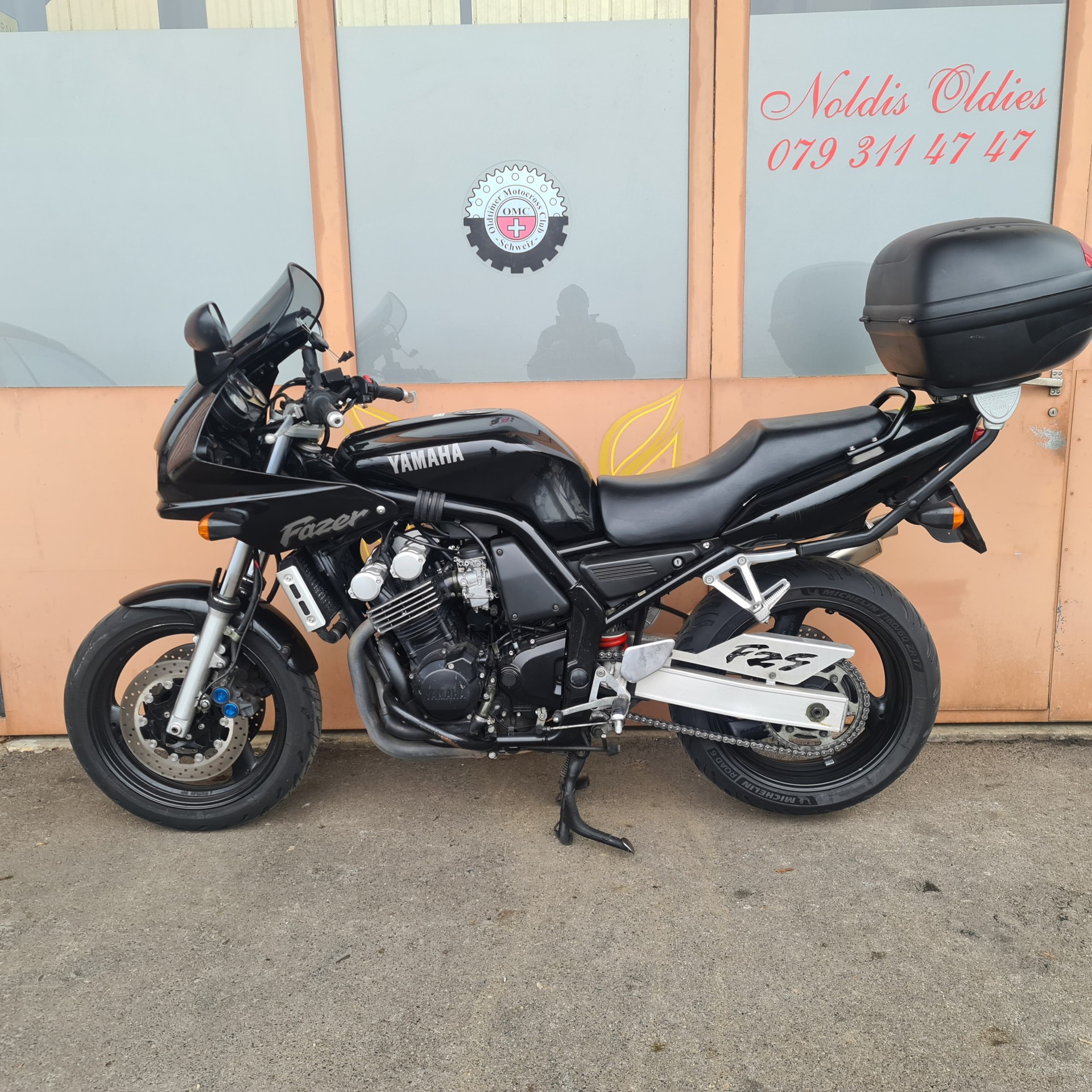 YAMAHA FZS 600 Fazer-image-1