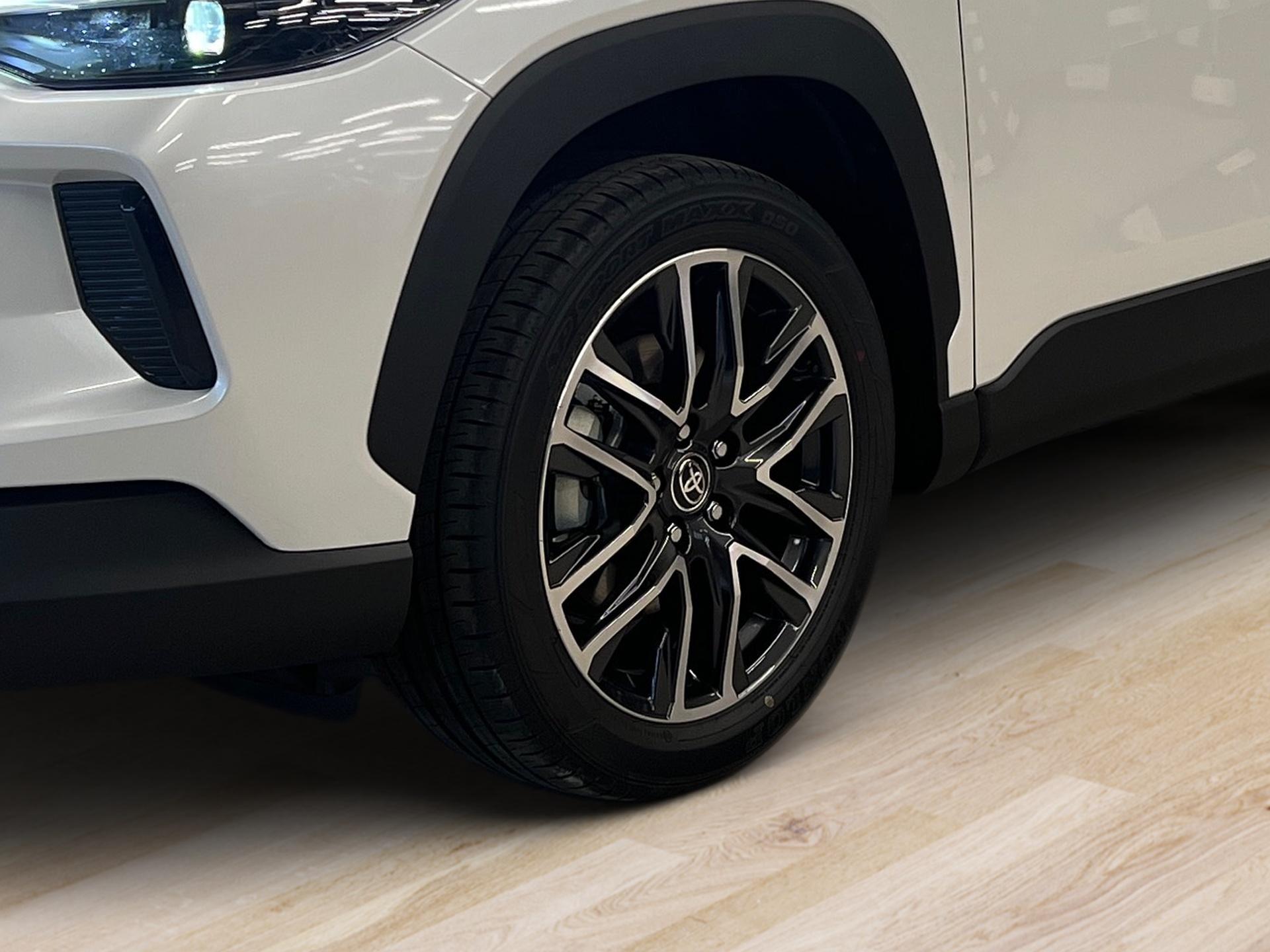 TOYOTA Corolla Cross 2.0 Trend e-CVT AWD-image-9