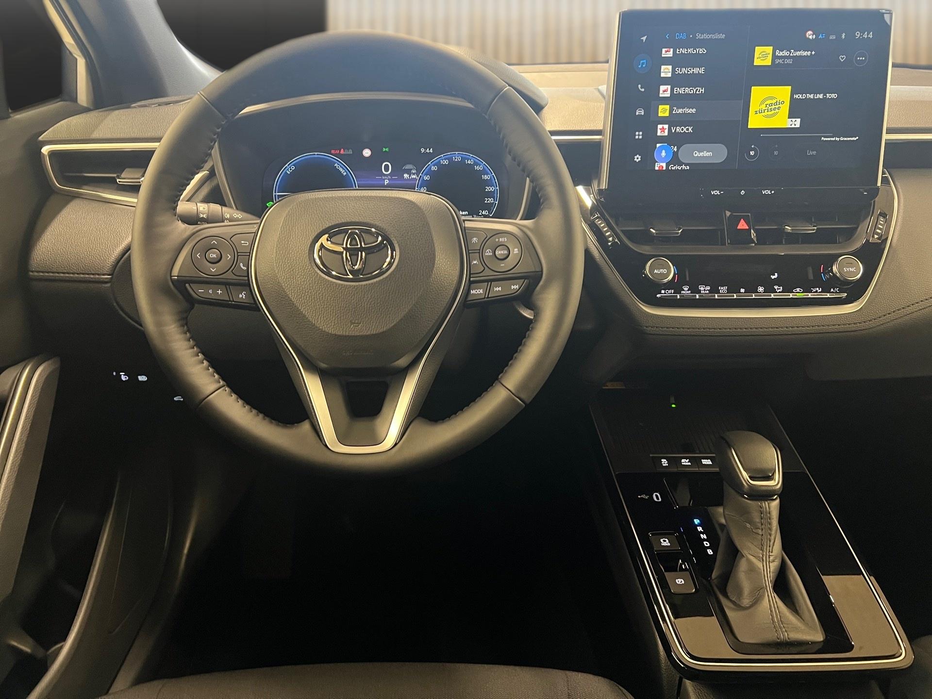 TOYOTA Corolla Cross 2.0 Trend e-CVT AWD-image-11