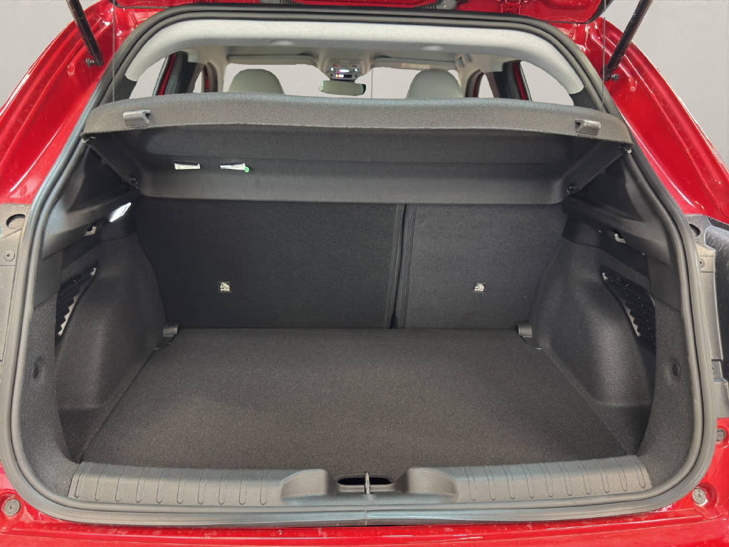 FIAT 600 1.2 Hybrid 145 Cult-image-9