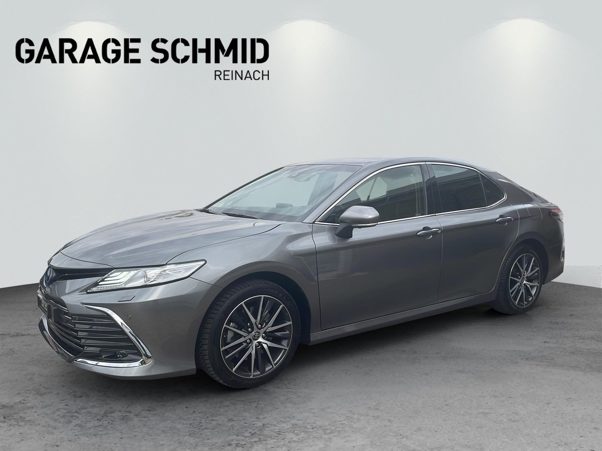 TOYOTA Camry 2.5 HSD Premium-image-2