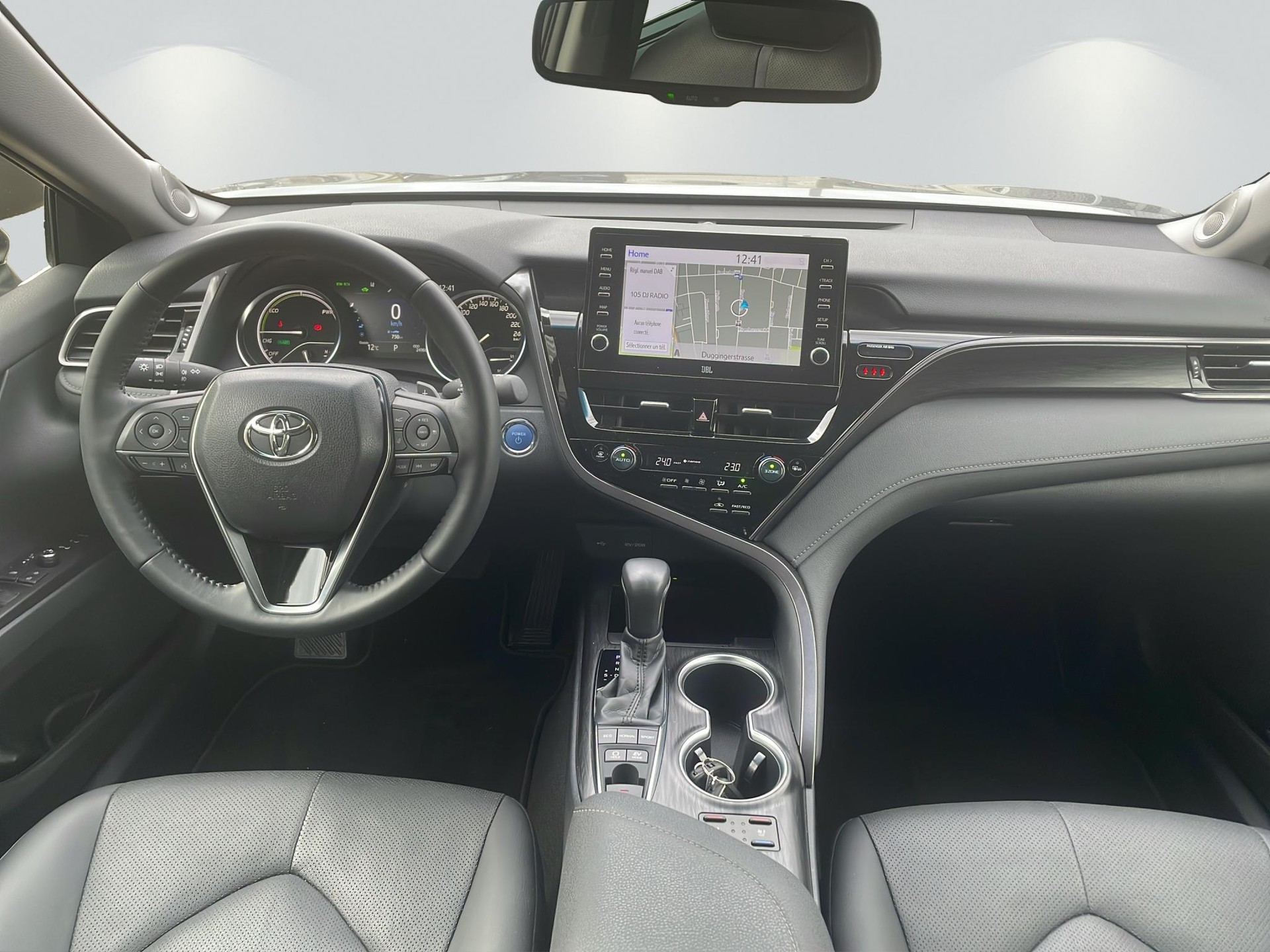 TOYOTA Camry 2.5 HSD Premium-image-11